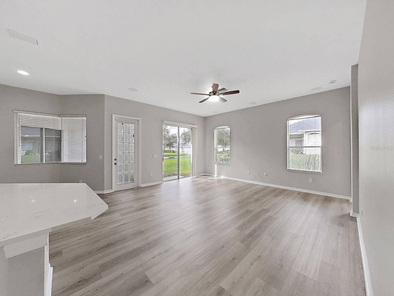 9310 MANGROVE COURT, Tampa, FL 33647 family room
