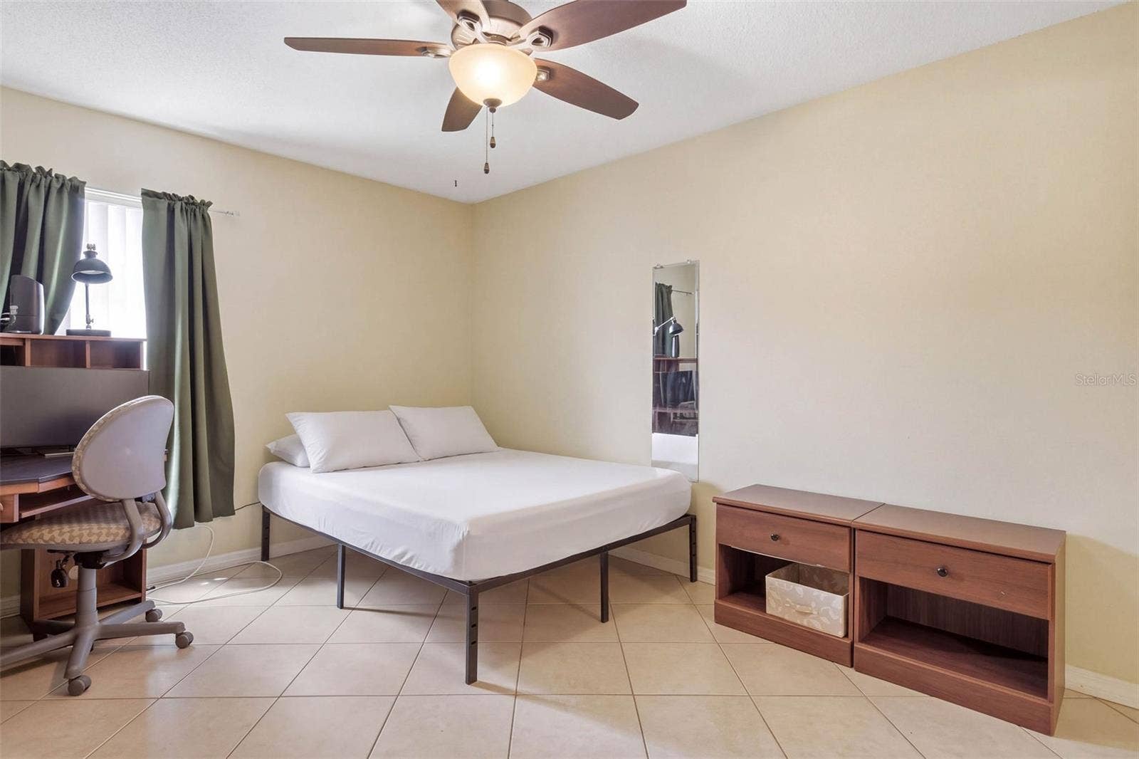 1799 N HIGHLAND AVENUE, #163, Clearwater, FL 33755 1799 N HIGHLAND AVENUE, #163, Clearwater, FL 33755