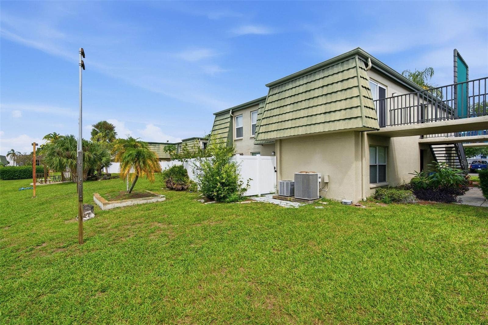 1799 N HIGHLAND AVENUE, #163, Clearwater, FL 33755 1799 N HIGHLAND AVENUE, #163, Clearwater, FL 33755