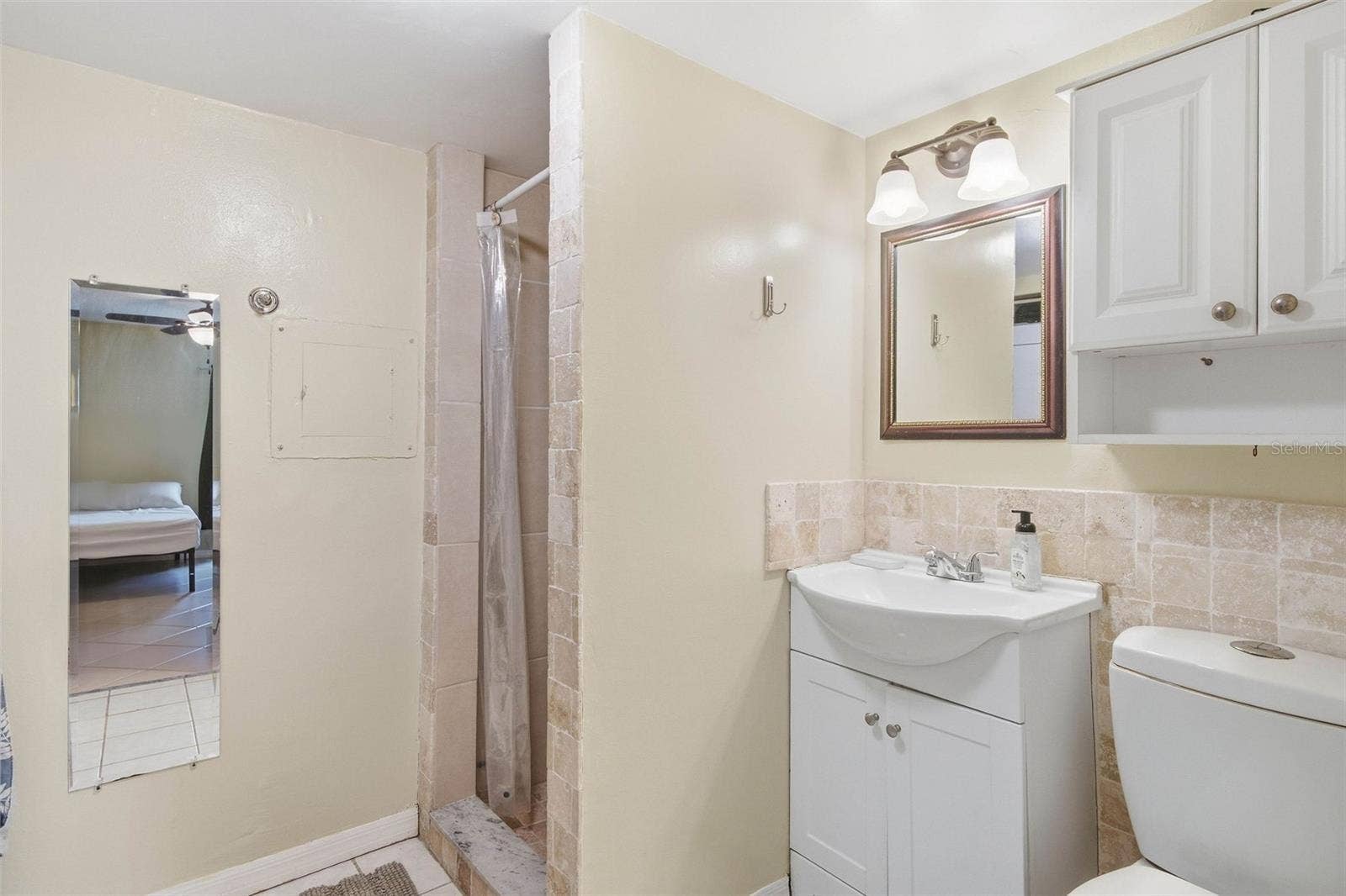 1799 N HIGHLAND AVENUE, #163, Clearwater, FL 33755 1799 N HIGHLAND AVENUE, #163, Clearwater, FL 33755