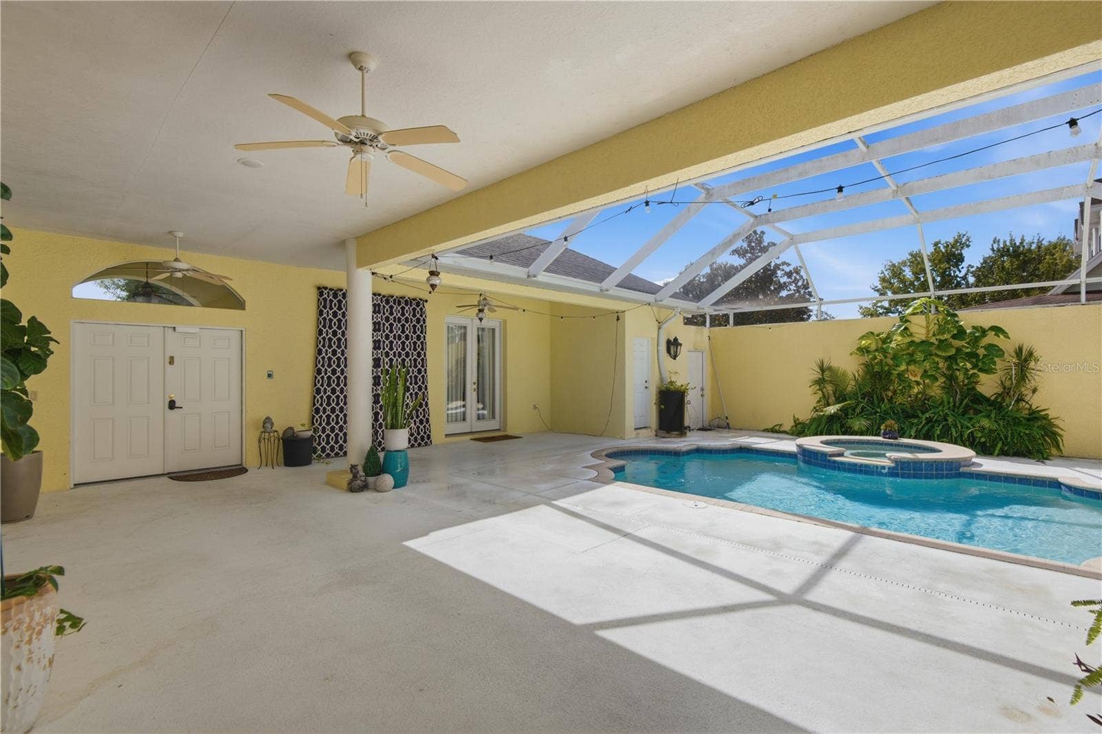 19930 DOLORES ANN COURT, Lutz, FL 33549