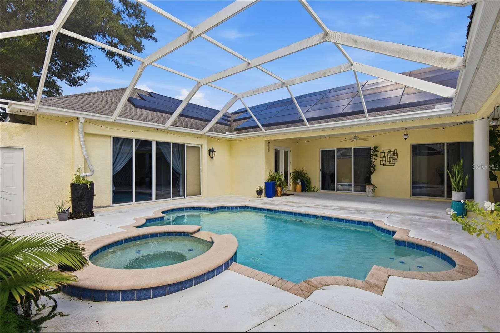 19930 DOLORES ANN COURT, Lutz, FL 33549