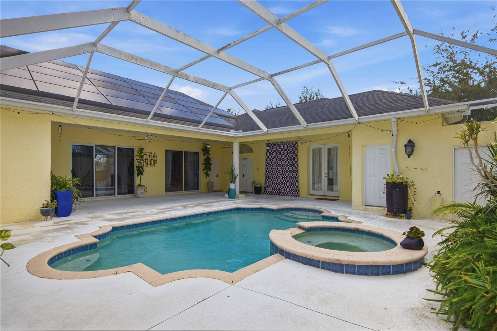 19930 DOLORES ANN COURT, Lutz, FL 33549