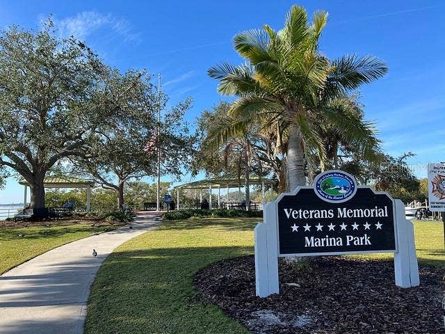 690 2ND STREET S, Safety Harbor, FL 34695 690 2ND STREET S, Safety Harbor, FL 34695