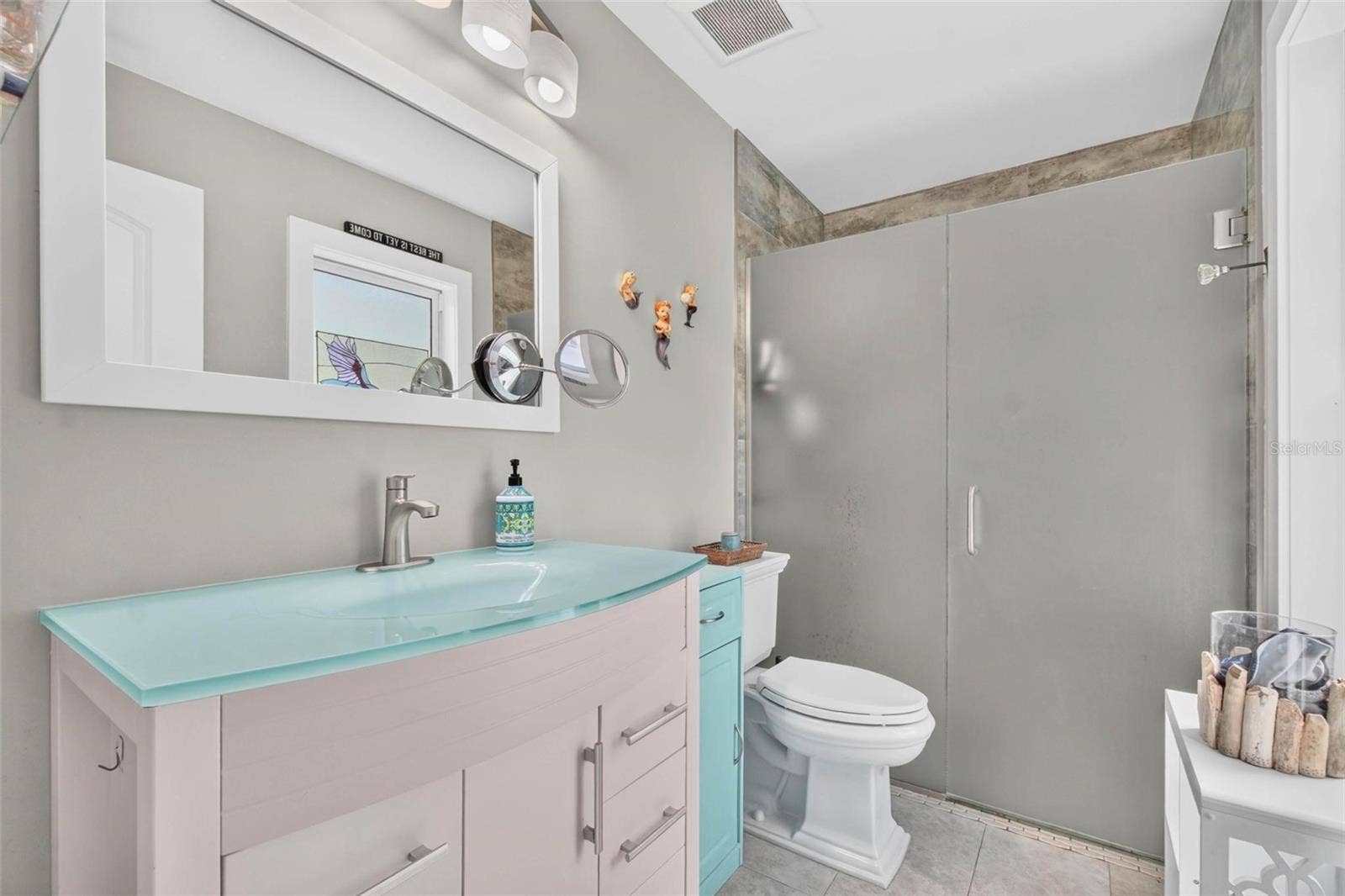 690 2ND STREET S, Safety Harbor, FL 34695 Primary Ensuite Bath (Main House)