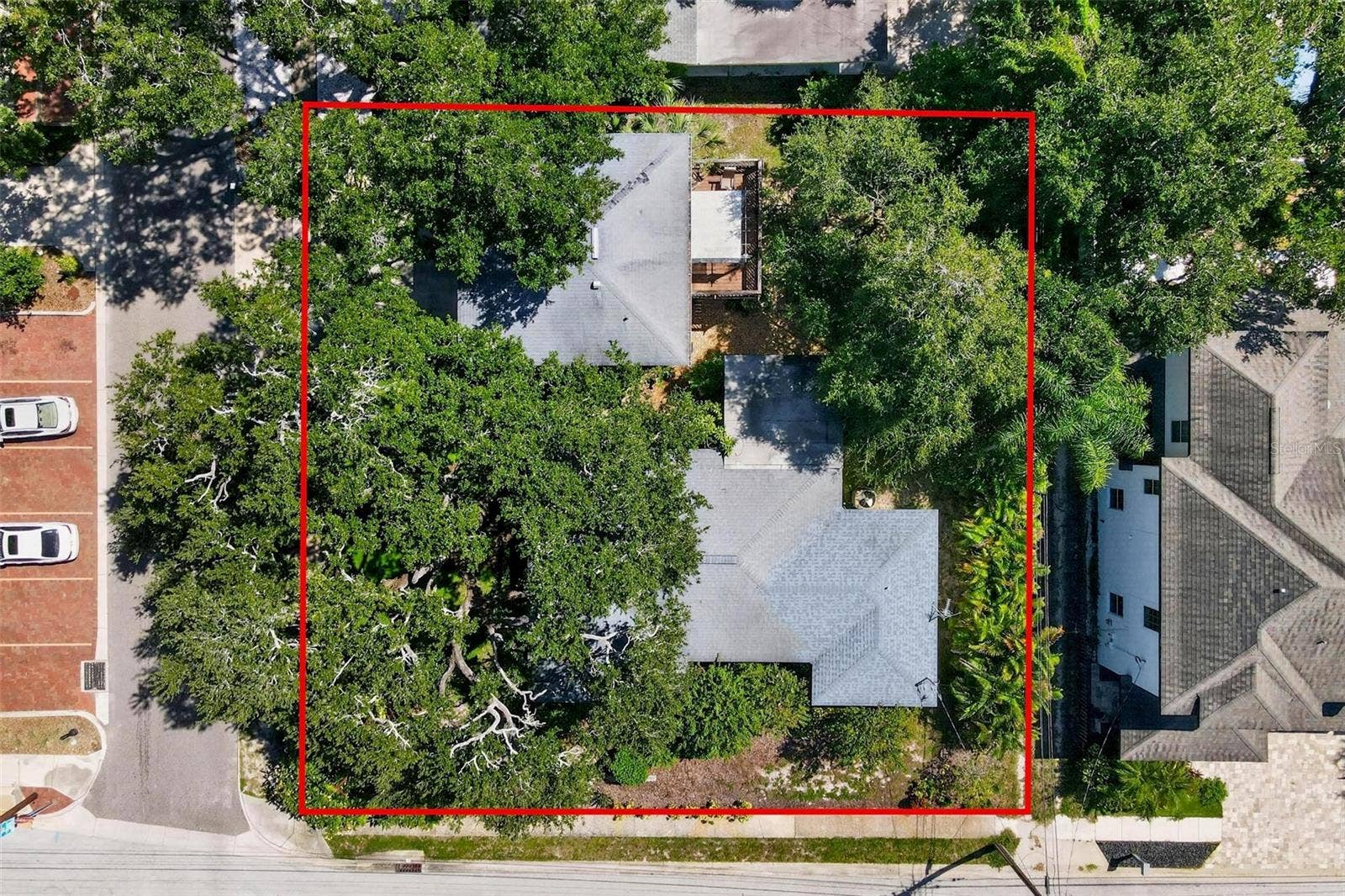 690 2ND STREET S, Safety Harbor, FL 34695 690 2ND STREET S, Safety Harbor, FL 34695