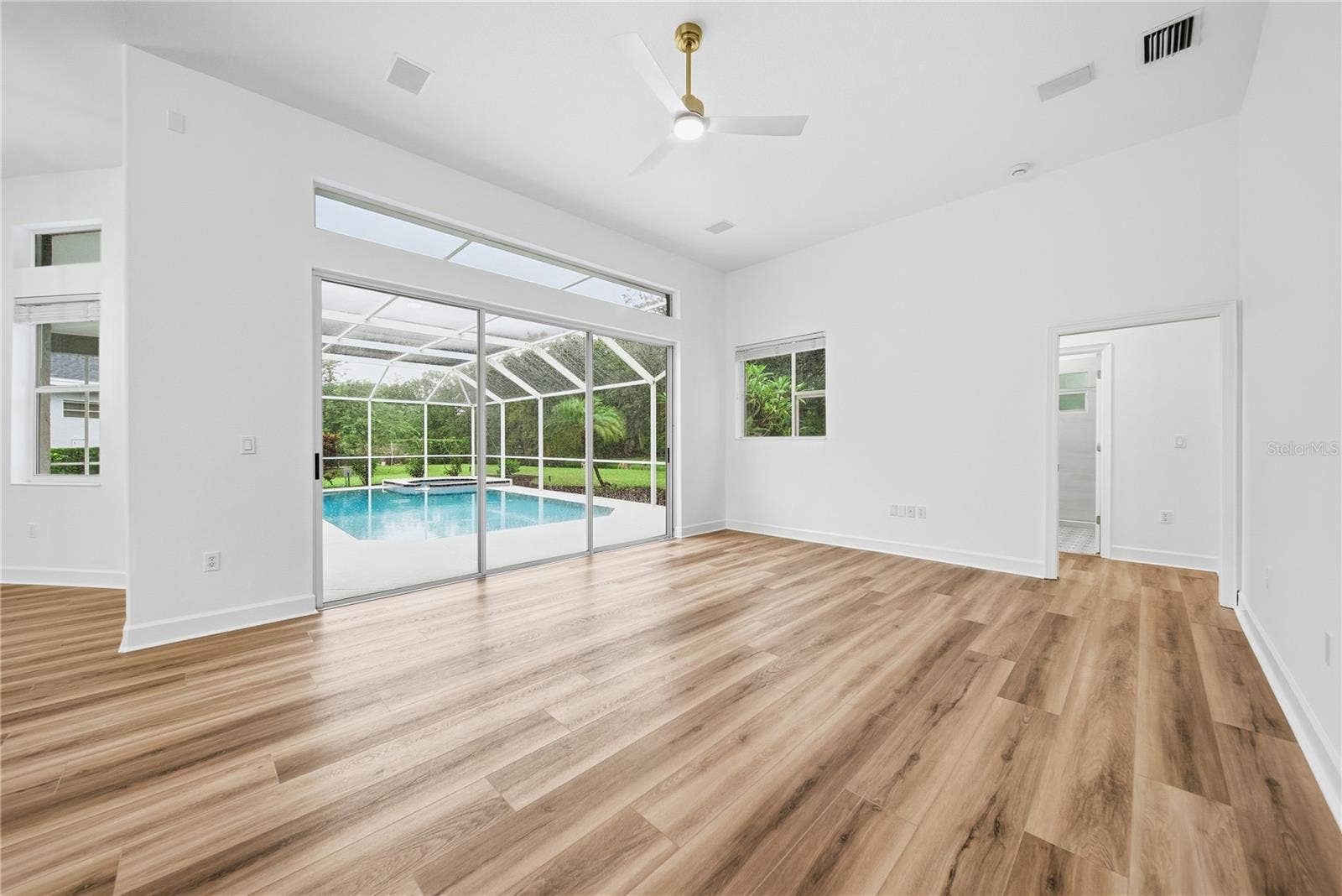 4034 EXECUTIVE DRIVE, Palm Harbor, FL 34685 4034 EXECUTIVE DRIVE, Palm Harbor, FL 34685