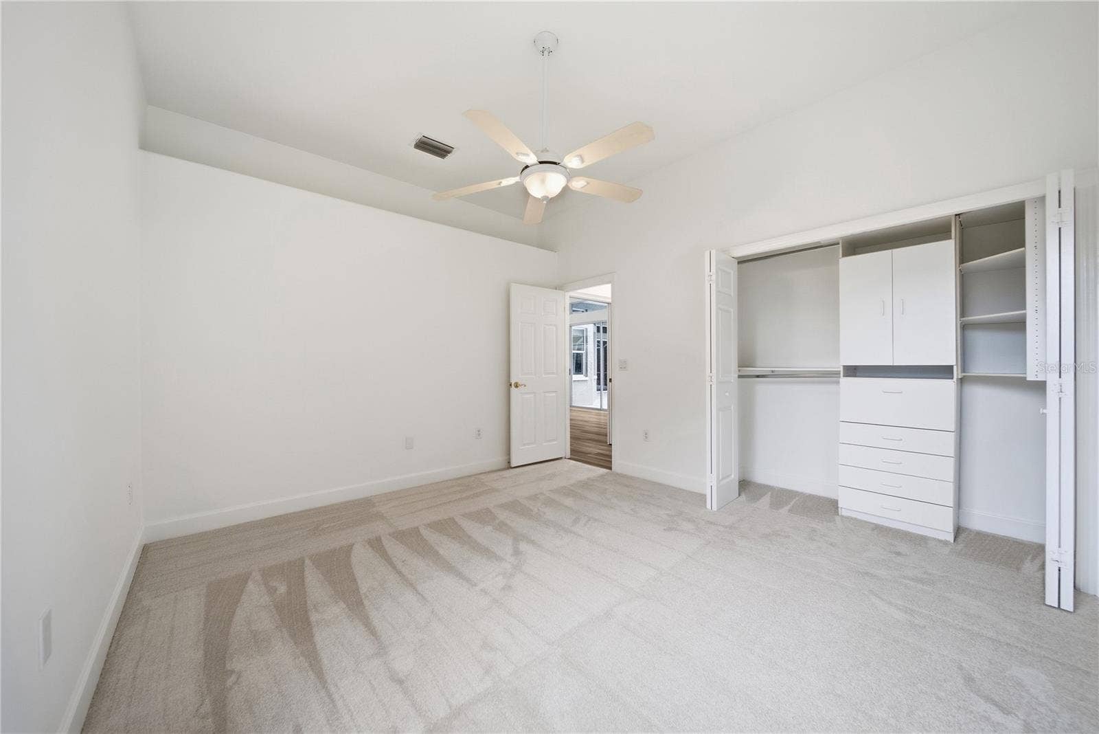 4034 EXECUTIVE DRIVE, Palm Harbor, FL 34685 4034 EXECUTIVE DRIVE, Palm Harbor, FL 34685
