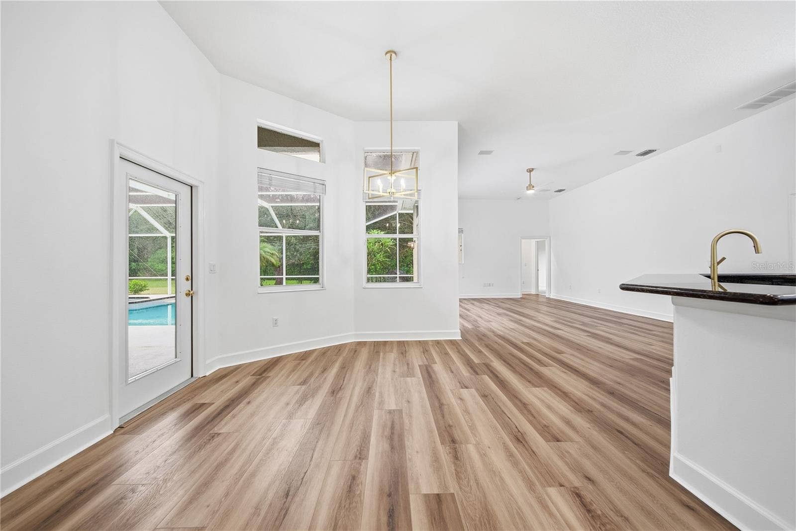 4034 EXECUTIVE DRIVE, Palm Harbor, FL 34685 4034 EXECUTIVE DRIVE, Palm Harbor, FL 34685