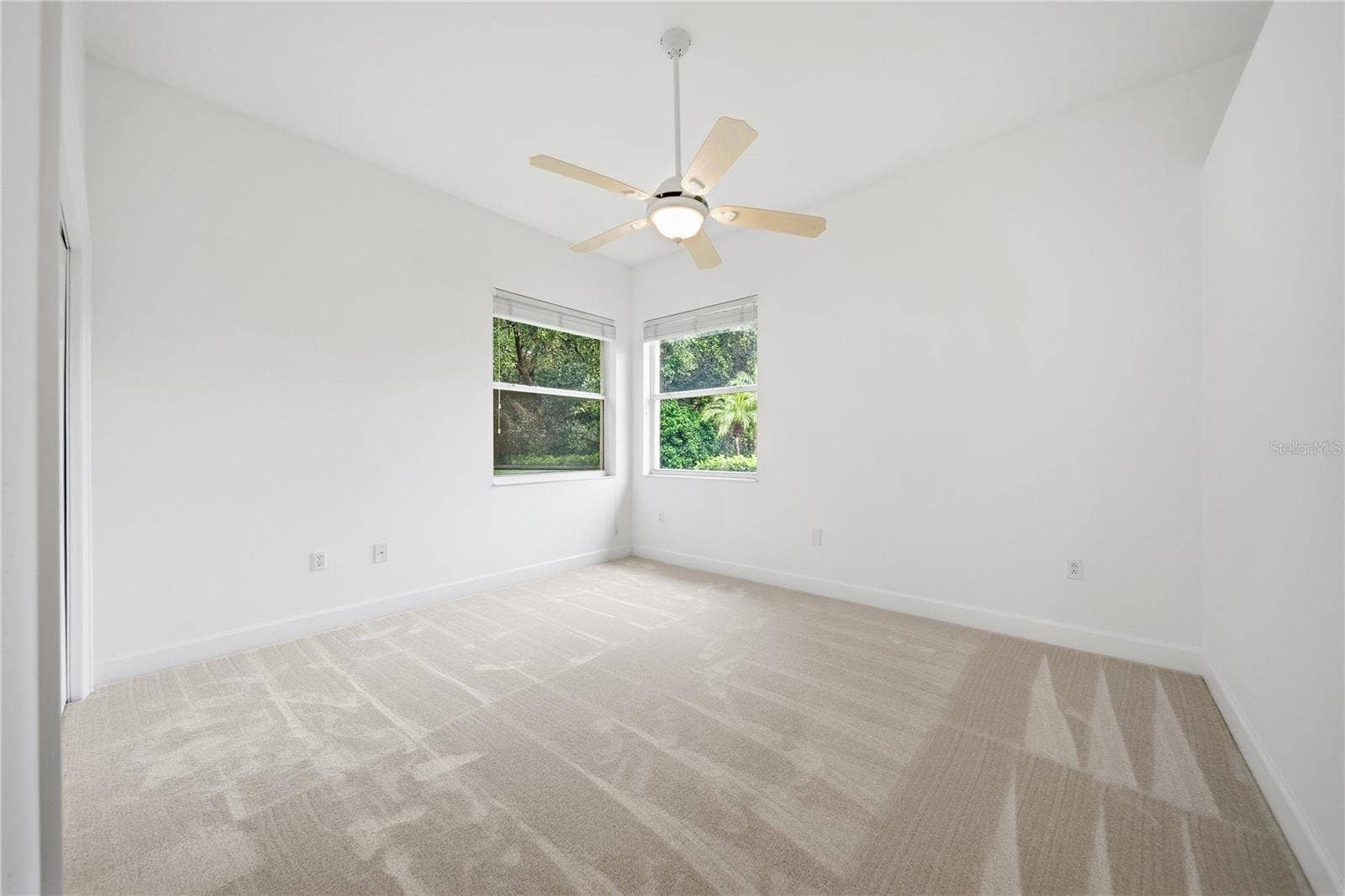 4034 EXECUTIVE DRIVE, Palm Harbor, FL 34685 4034 EXECUTIVE DRIVE, Palm Harbor, FL 34685