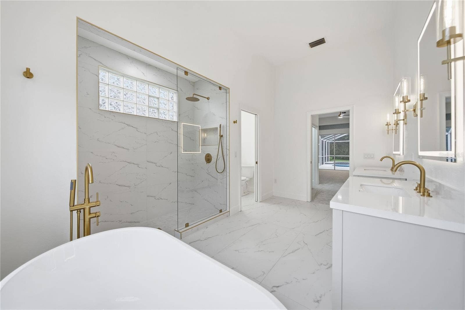 4034 EXECUTIVE DRIVE, Palm Harbor, FL 34685 4034 EXECUTIVE DRIVE, Palm Harbor, FL 34685