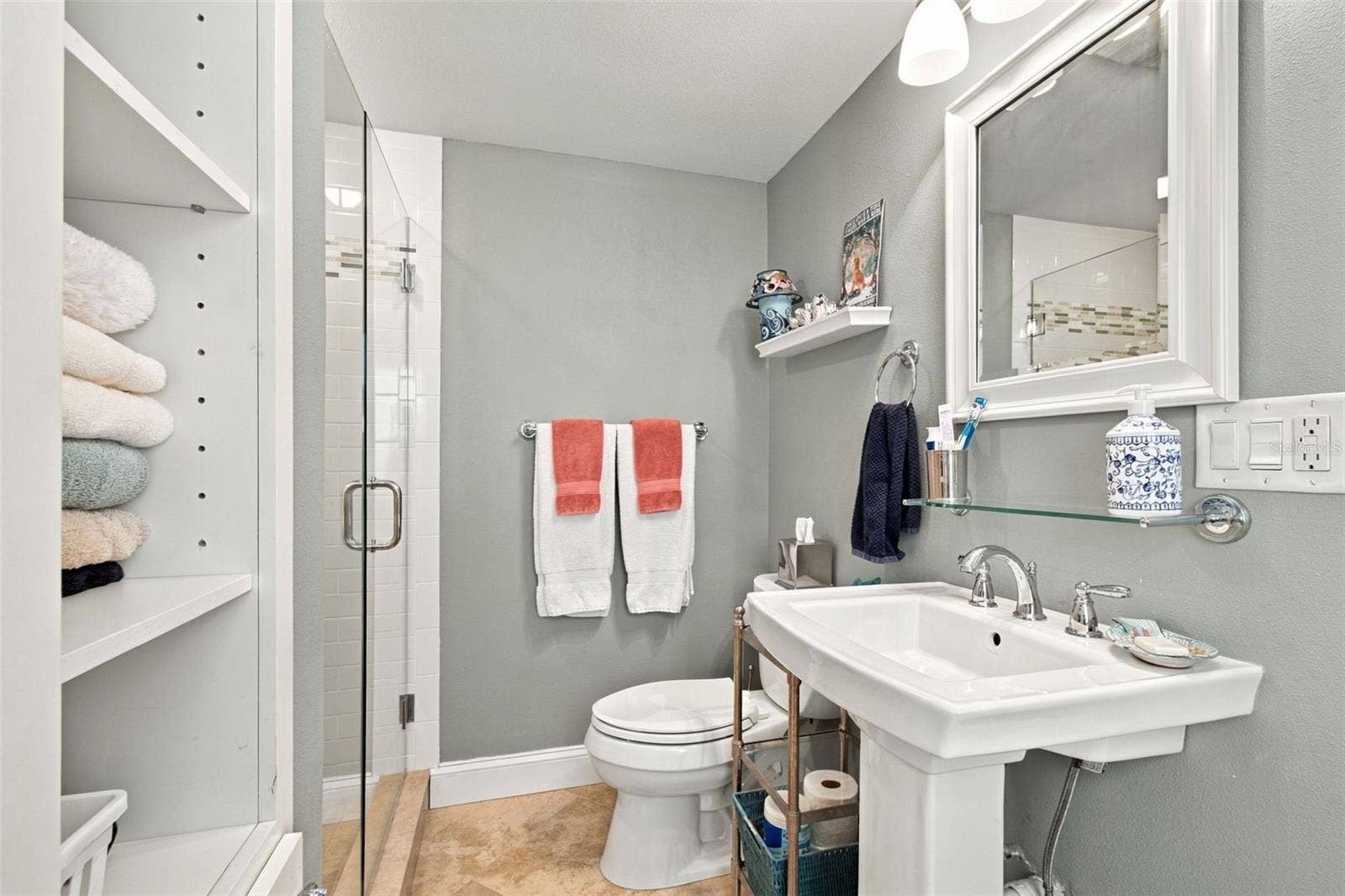 707 SNUG ISLAND, Clearwater Beach, FL 33767 707 SNUG ISLAND, Clearwater Beach, FL 33767
