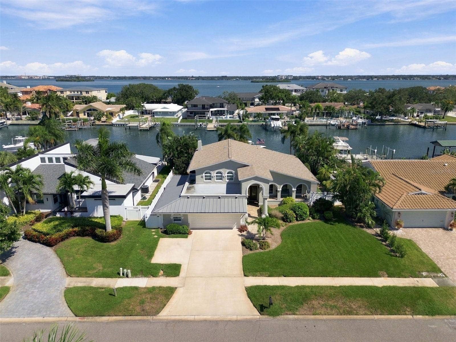 707 SNUG ISLAND, Clearwater Beach, FL 33767 707 SNUG ISLAND, Clearwater Beach, FL 33767