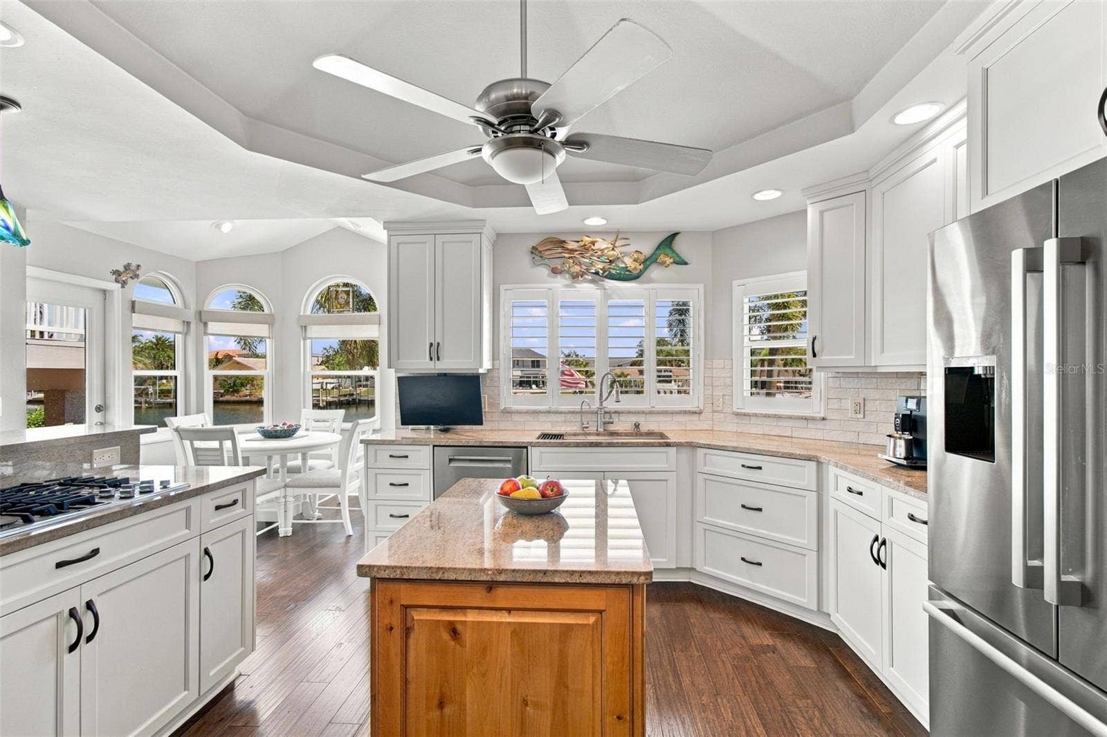 707 SNUG ISLAND, Clearwater Beach, FL 33767 707 SNUG ISLAND, Clearwater Beach, FL 33767