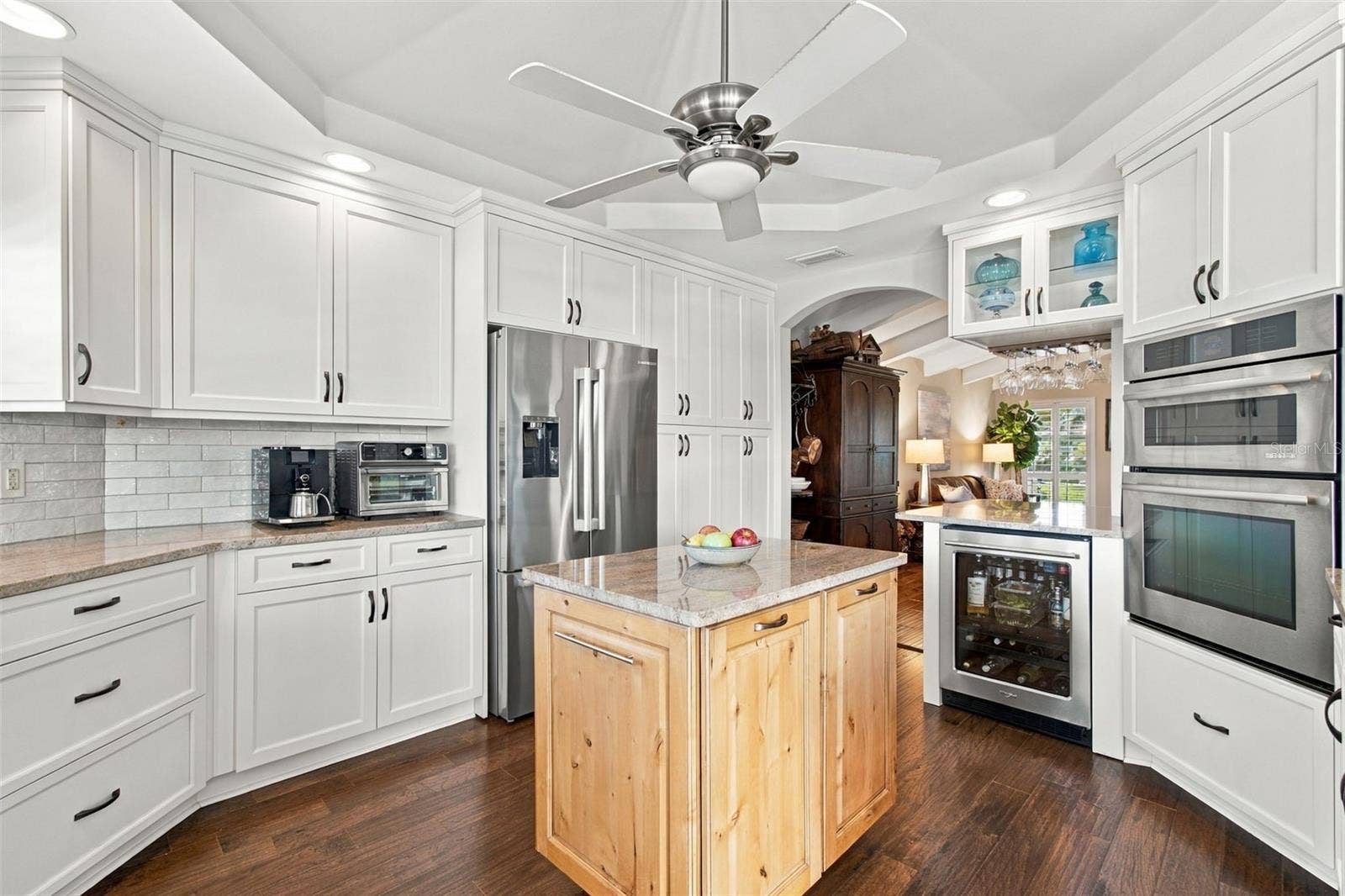 707 SNUG ISLAND, Clearwater Beach, FL 33767 707 SNUG ISLAND, Clearwater Beach, FL 33767