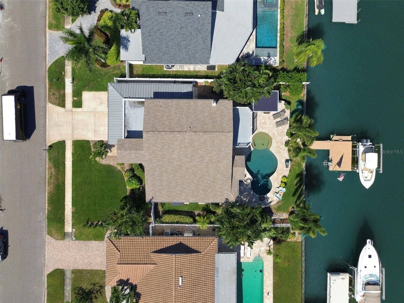 707 SNUG ISLAND, Clearwater Beach, FL 33767 707 SNUG ISLAND, Clearwater Beach, FL 33767