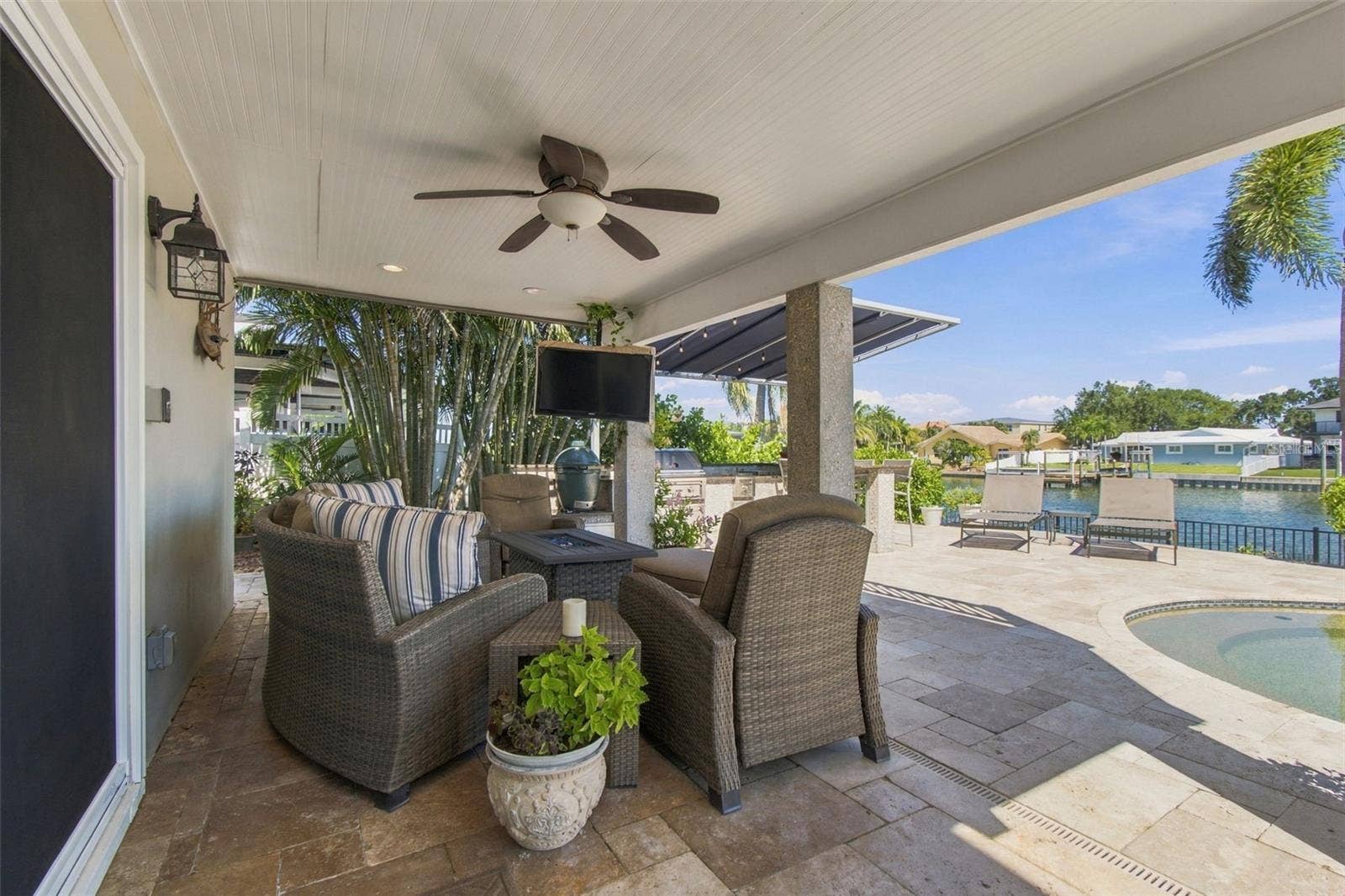 707 SNUG ISLAND, Clearwater Beach, FL 33767 707 SNUG ISLAND, Clearwater Beach, FL 33767