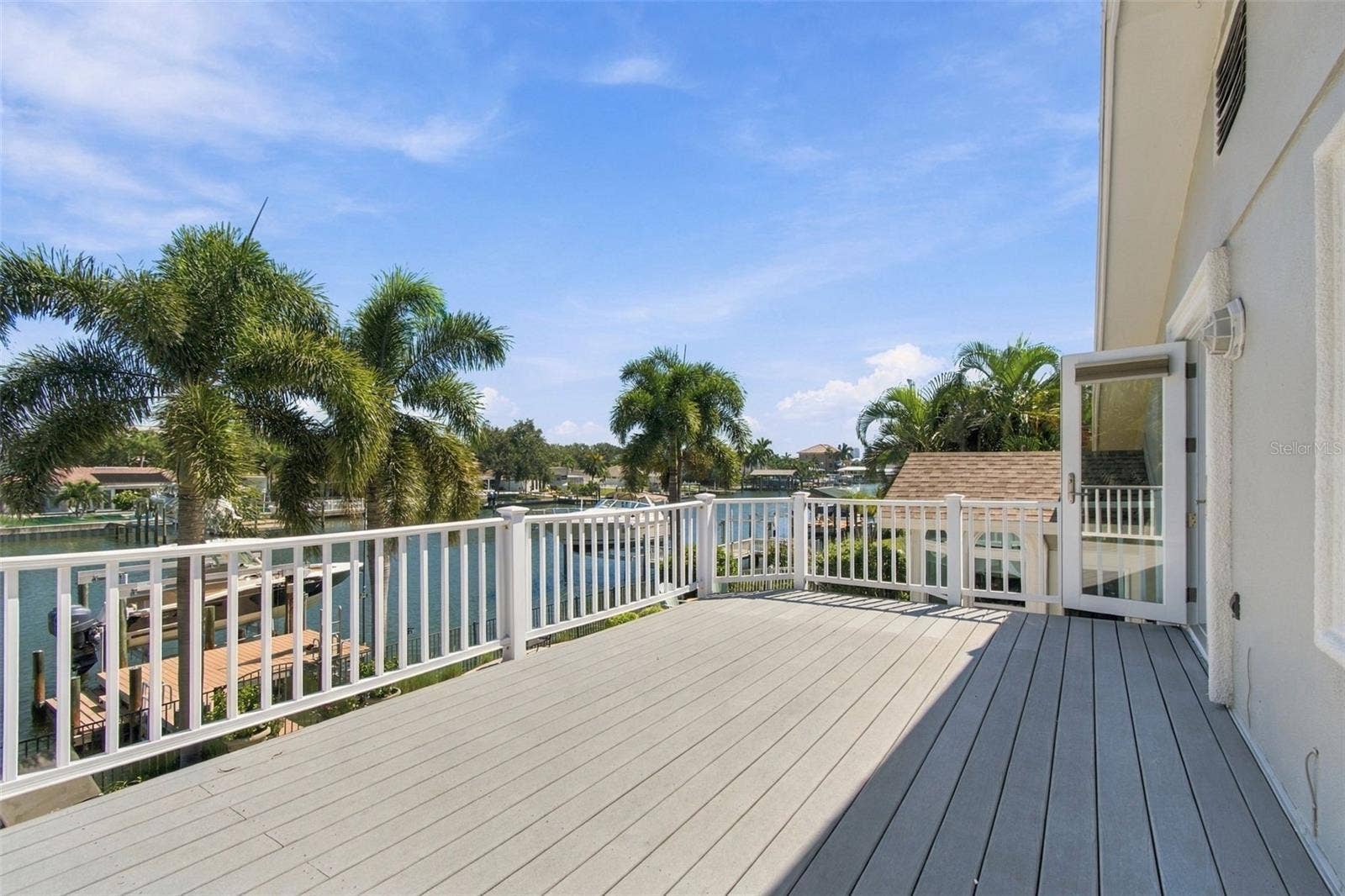 707 SNUG ISLAND, Clearwater Beach, FL 33767 707 SNUG ISLAND, Clearwater Beach, FL 33767