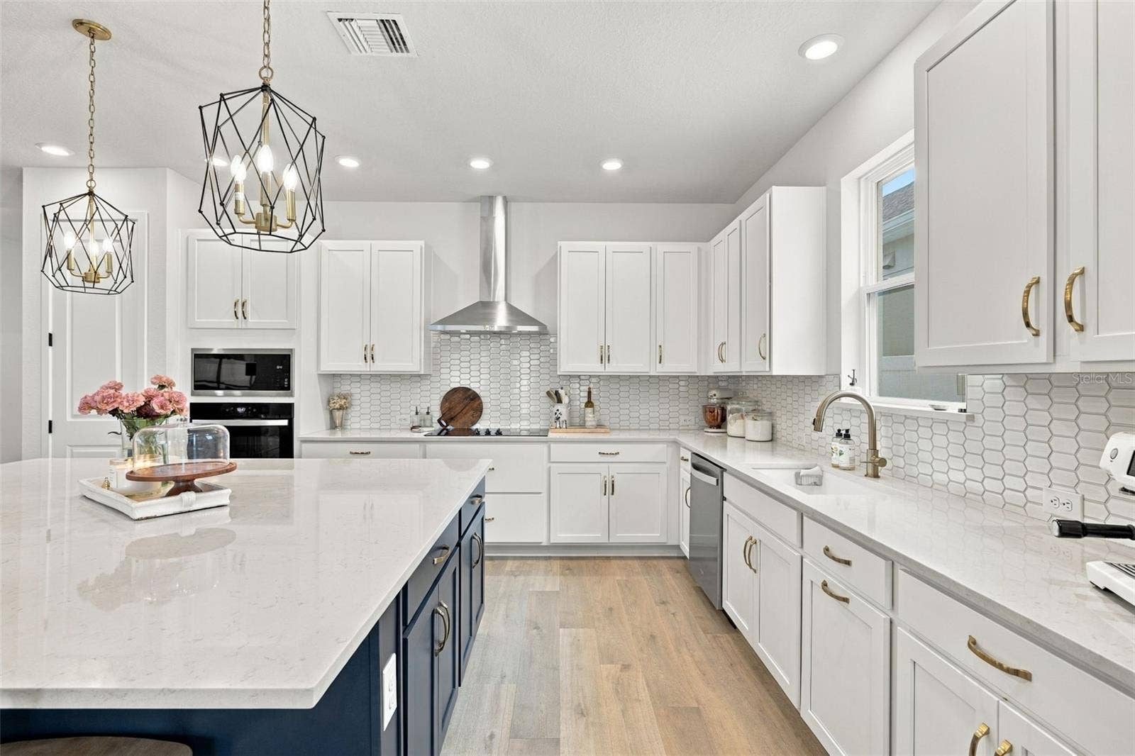 11854 MILE MARSH DRIVE, Riverview, FL 33569 11854 MILE MARSH DRIVE, Riverview, FL 33569
