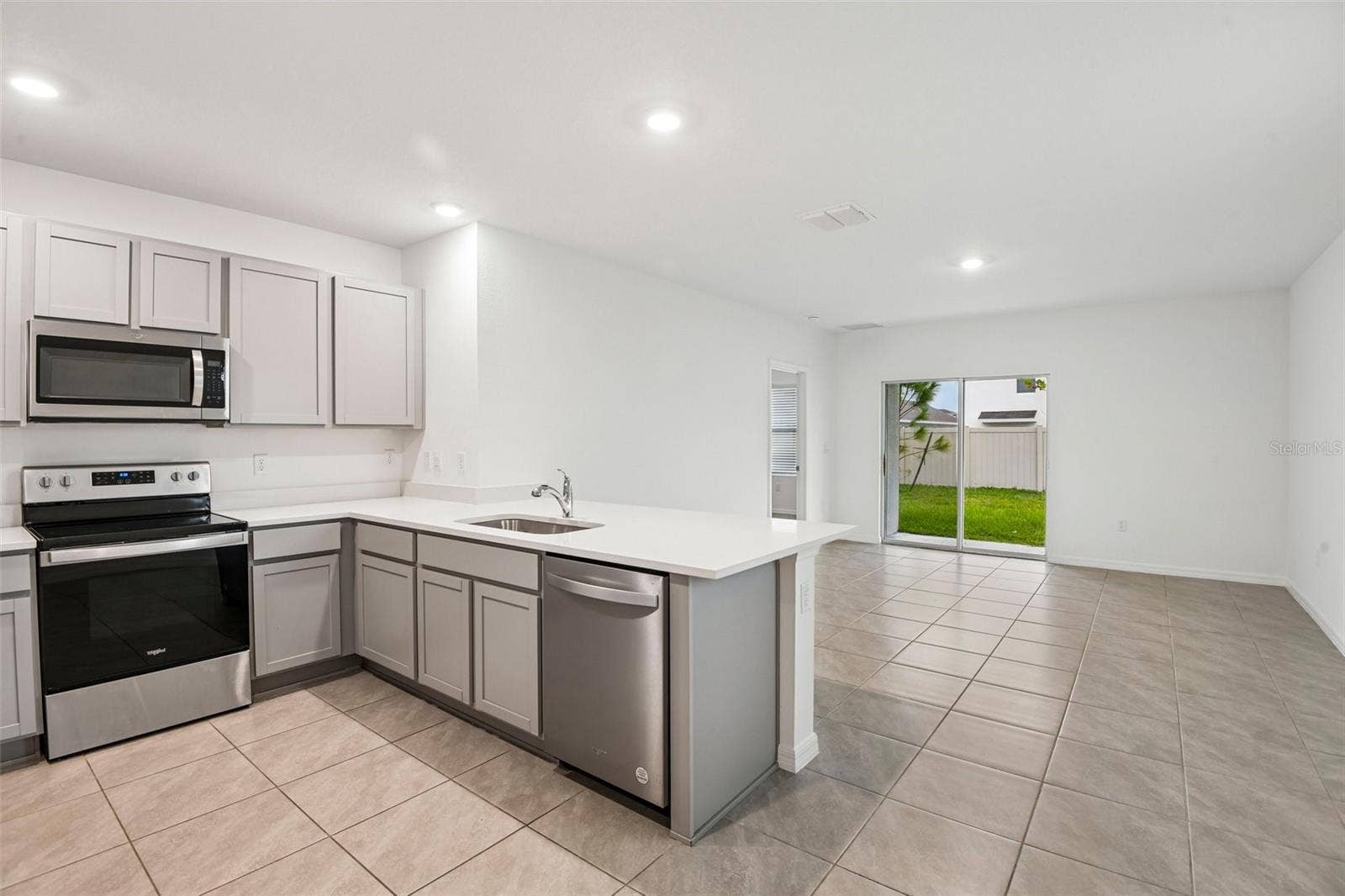 33319 DARLEY DALE TRAIL, Wesley Chapel, FL 33545 33319 DARLEY DALE TRAIL, Wesley Chapel, FL 33545