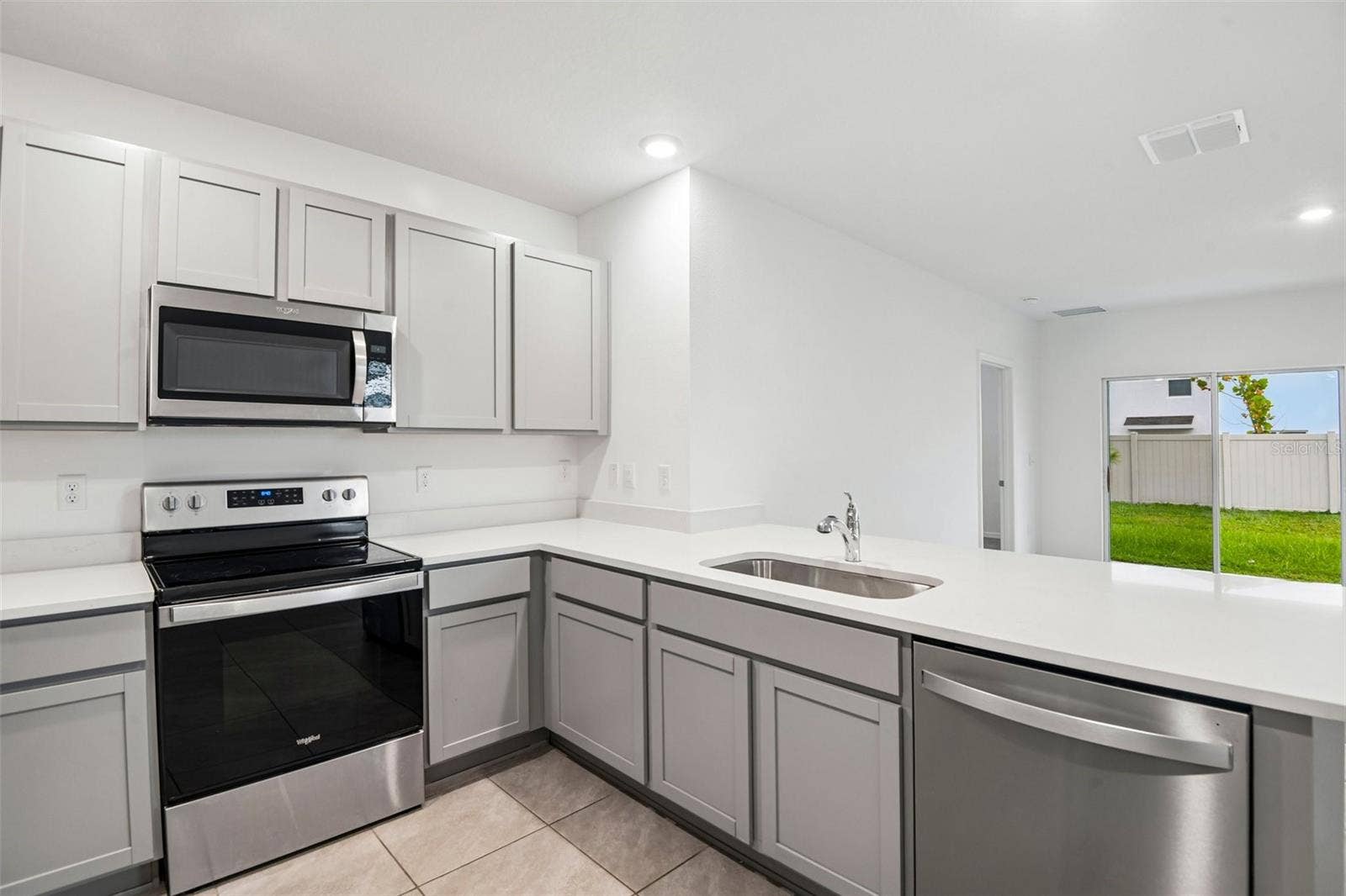 33319 DARLEY DALE TRAIL, Wesley Chapel, FL 33545 33319 DARLEY DALE TRAIL, Wesley Chapel, FL 33545