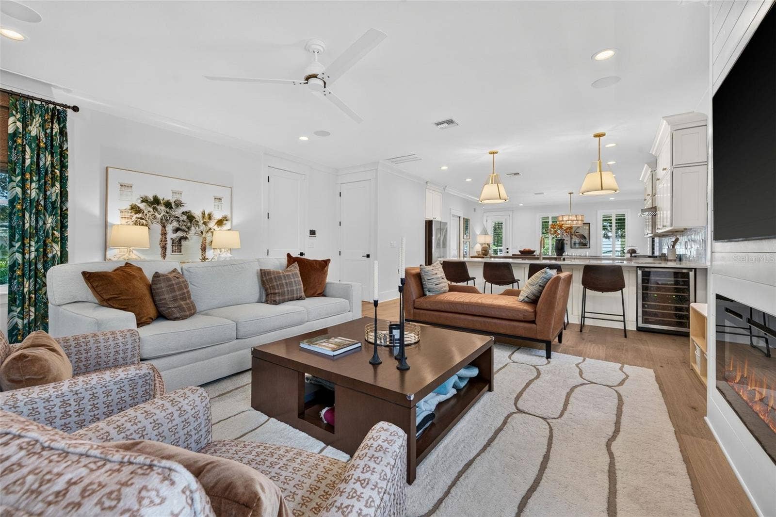 526 13TH AVENUE S, St Petersburg, FL 33701