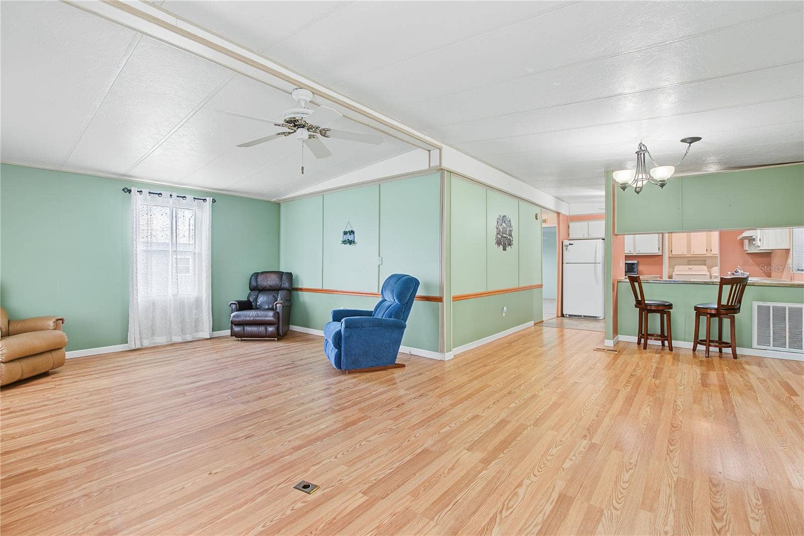 5716 PAWNEE STREET, Zephyrhills, FL 33542 5716 PAWNEE STREET, Zephyrhills, FL 33542