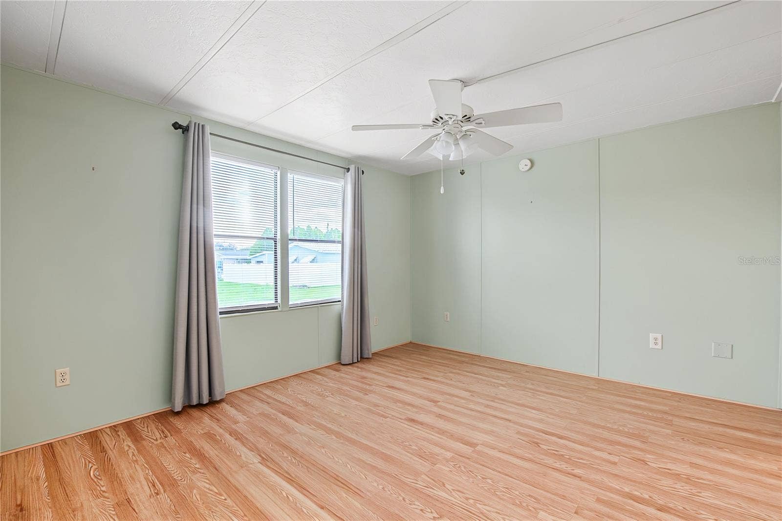 5716 PAWNEE STREET, Zephyrhills, FL 33542 primary bedroom