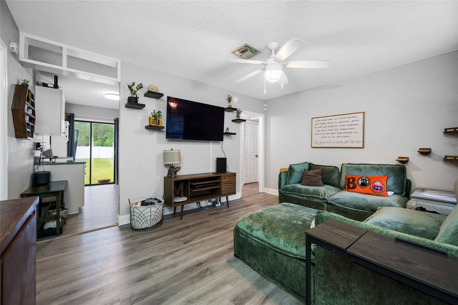 1520 NORFOLK STREET N, St Petersburg, FL 33710