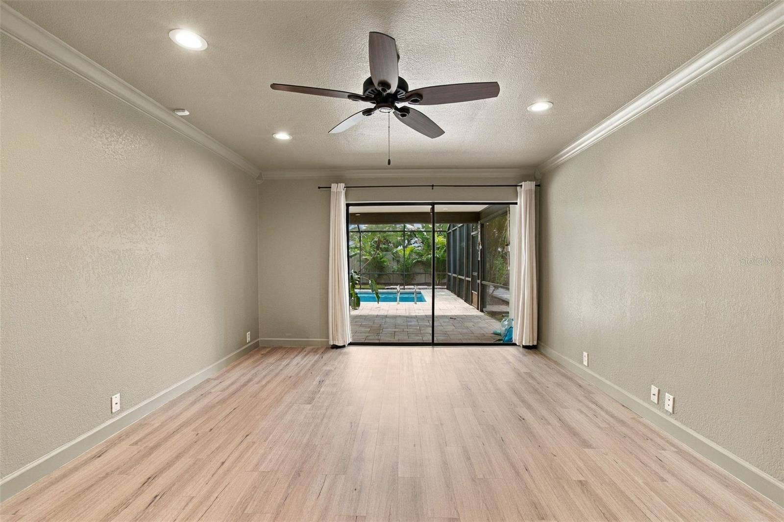 4109 CROSSWATER DRIVE, Tampa, FL 33615 Primary Bedroom