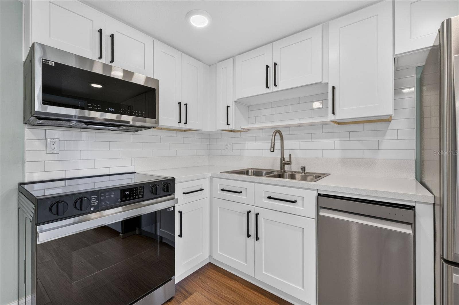4915 BAY STREET NE, #124, St Petersburg, FL 33703 4915 BAY STREET NE, #124, St Petersburg, FL 33703