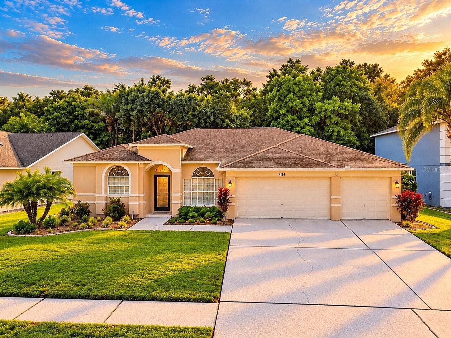 4798 AUGUSTA AVENUE, Oldsmar, FL 34677 4798 AUGUSTA AVENUE, Oldsmar, FL 34677