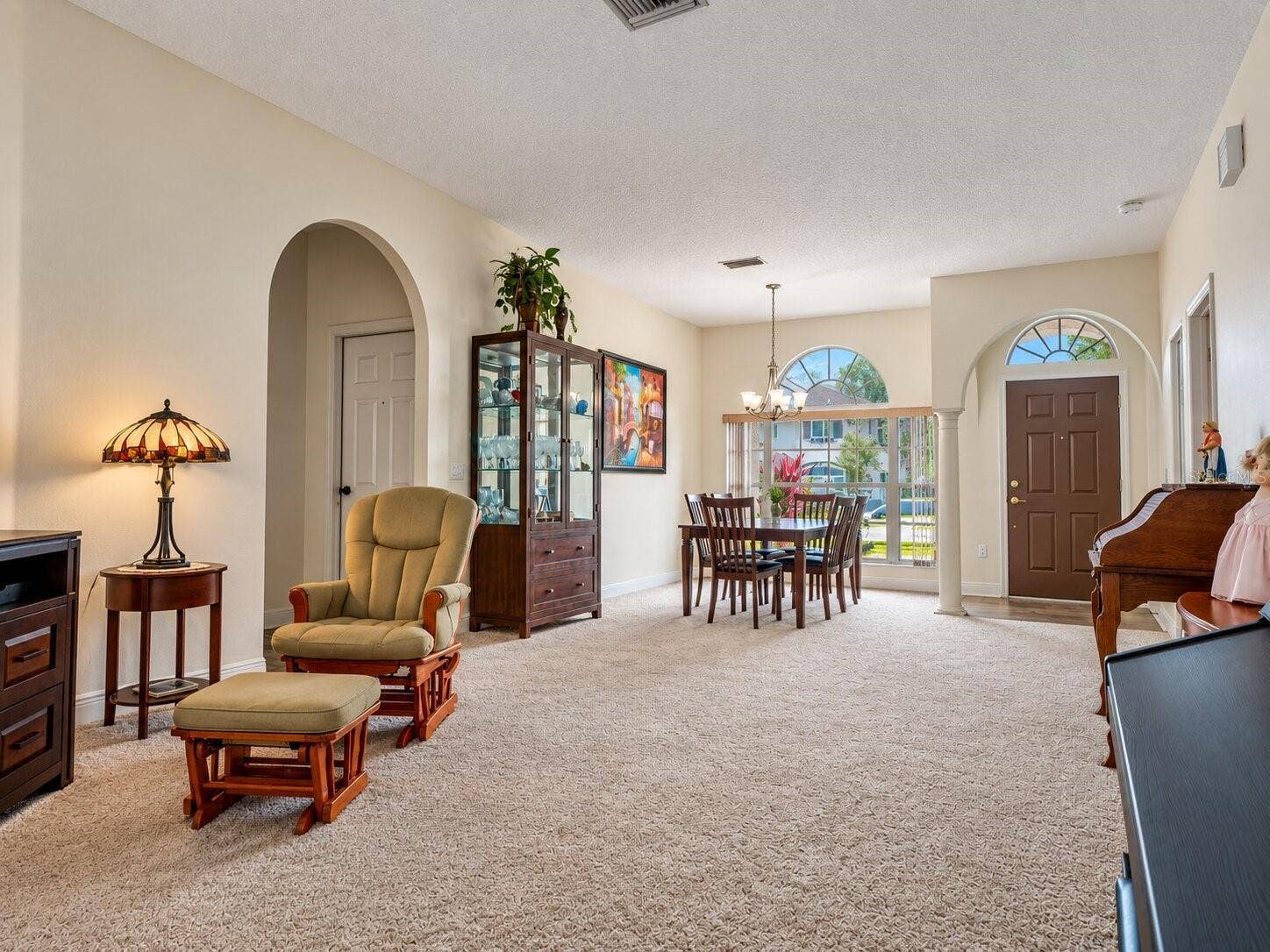 4798 AUGUSTA AVENUE, Oldsmar, FL 34677 4798 AUGUSTA AVENUE, Oldsmar, FL 34677