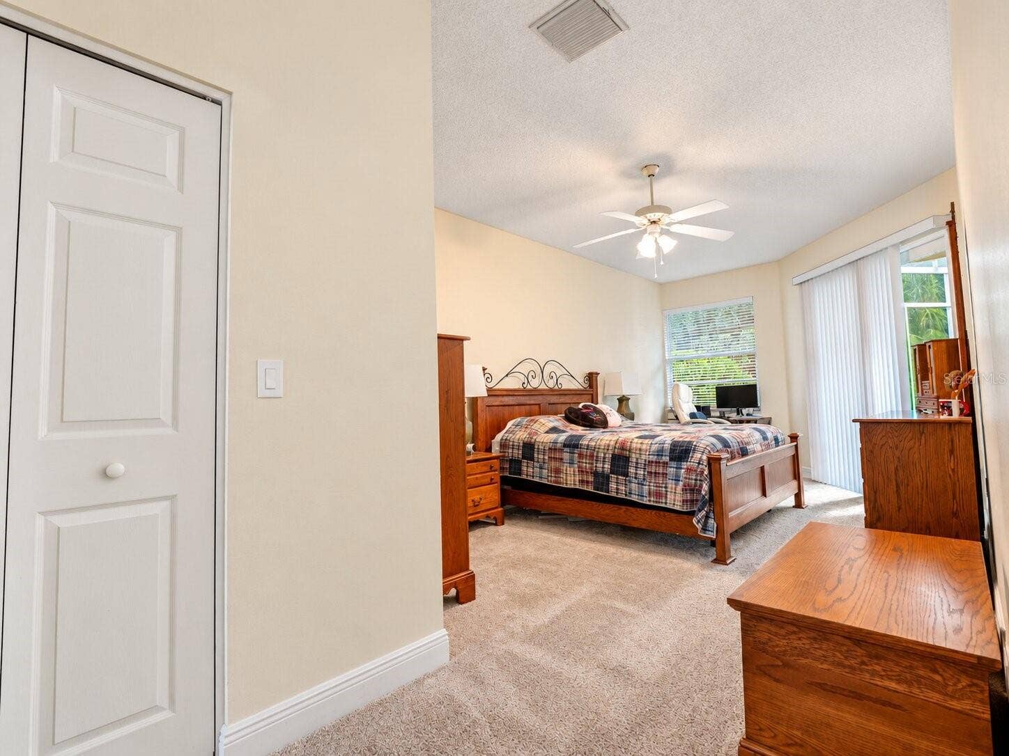 4798 AUGUSTA AVENUE, Oldsmar, FL 34677 4798 AUGUSTA AVENUE, Oldsmar, FL 34677