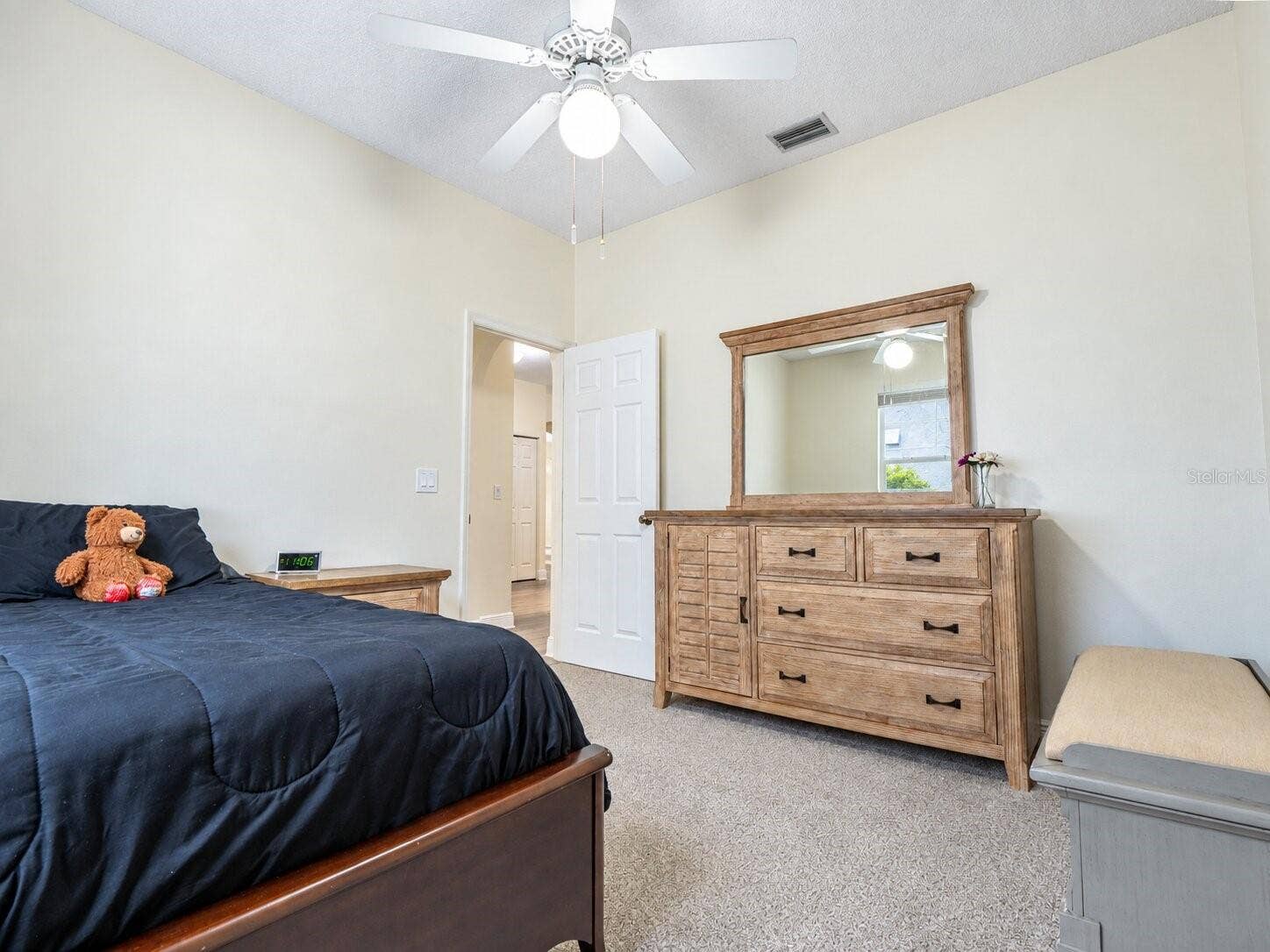 4798 AUGUSTA AVENUE, Oldsmar, FL 34677 4798 AUGUSTA AVENUE, Oldsmar, FL 34677