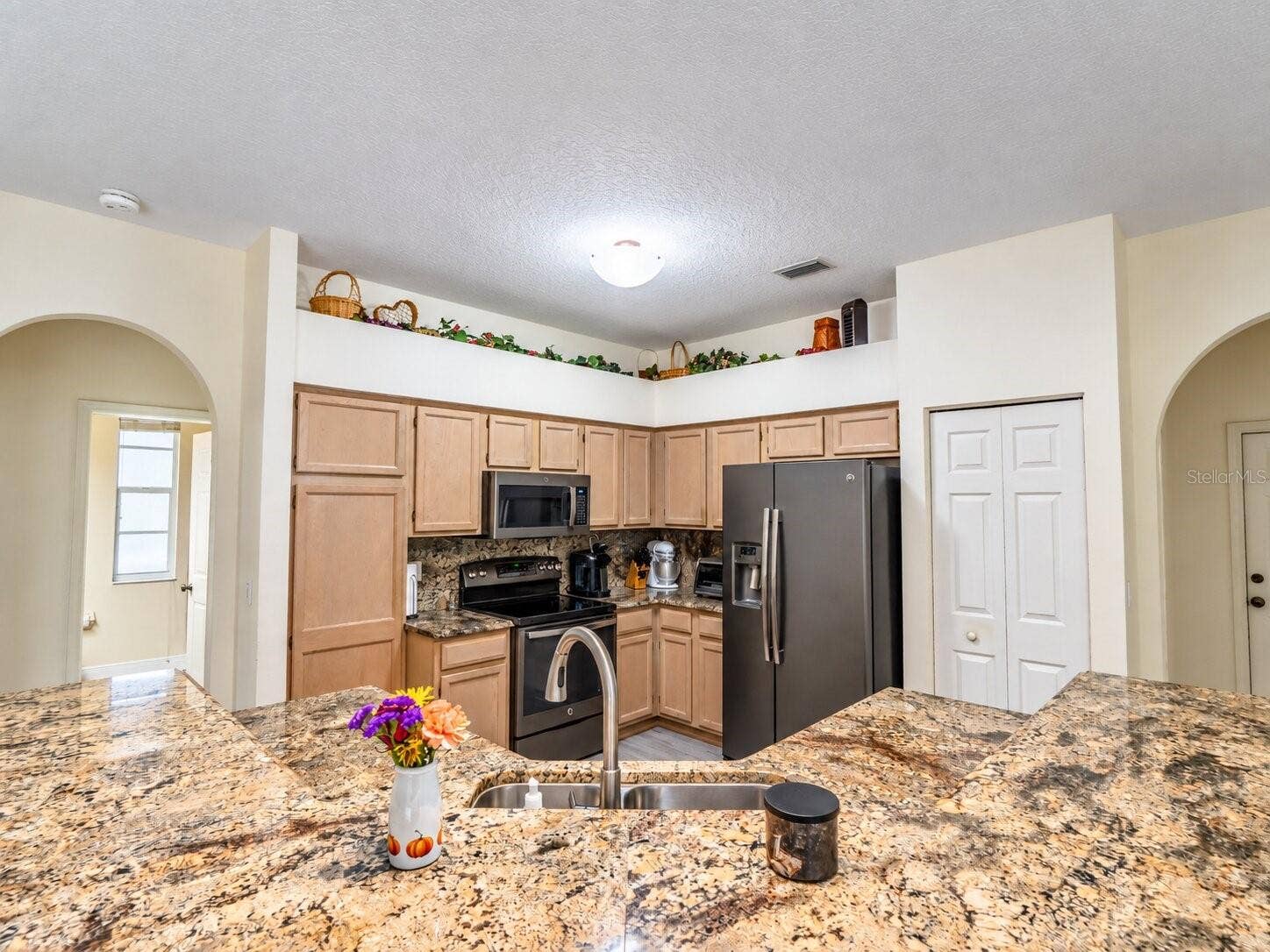 4798 AUGUSTA AVENUE, Oldsmar, FL 34677 4798 AUGUSTA AVENUE, Oldsmar, FL 34677
