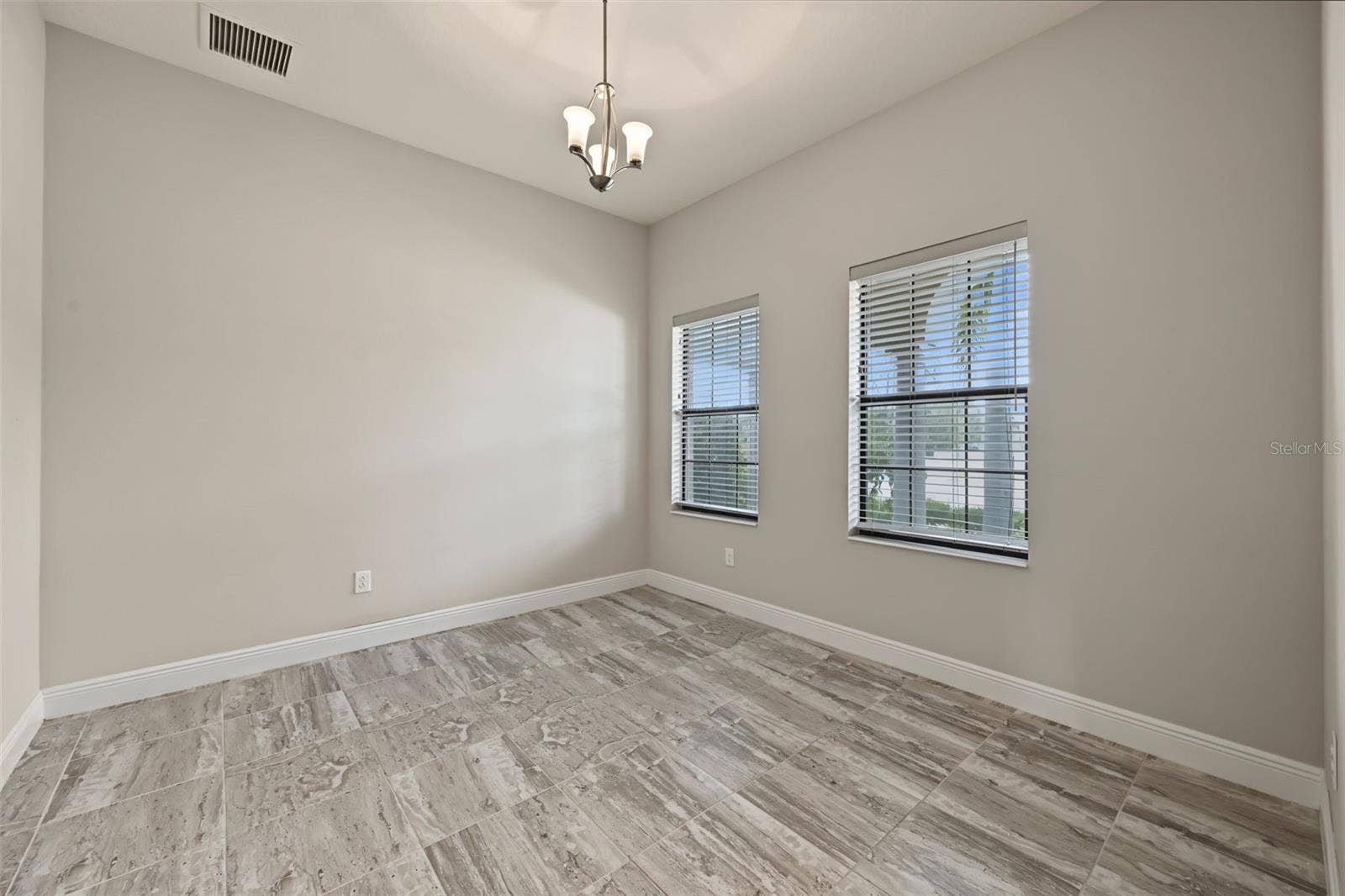11978 CLIMBING FERN AVENUE, Riverview, FL 33579 11978 CLIMBING FERN AVENUE, Riverview, FL 33579