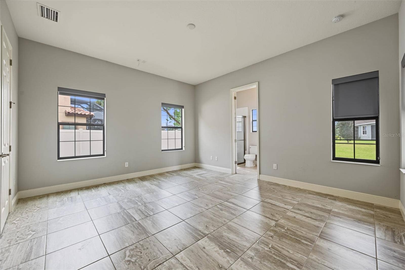 11978 CLIMBING FERN AVENUE, Riverview, FL 33579 11978 CLIMBING FERN AVENUE, Riverview, FL 33579