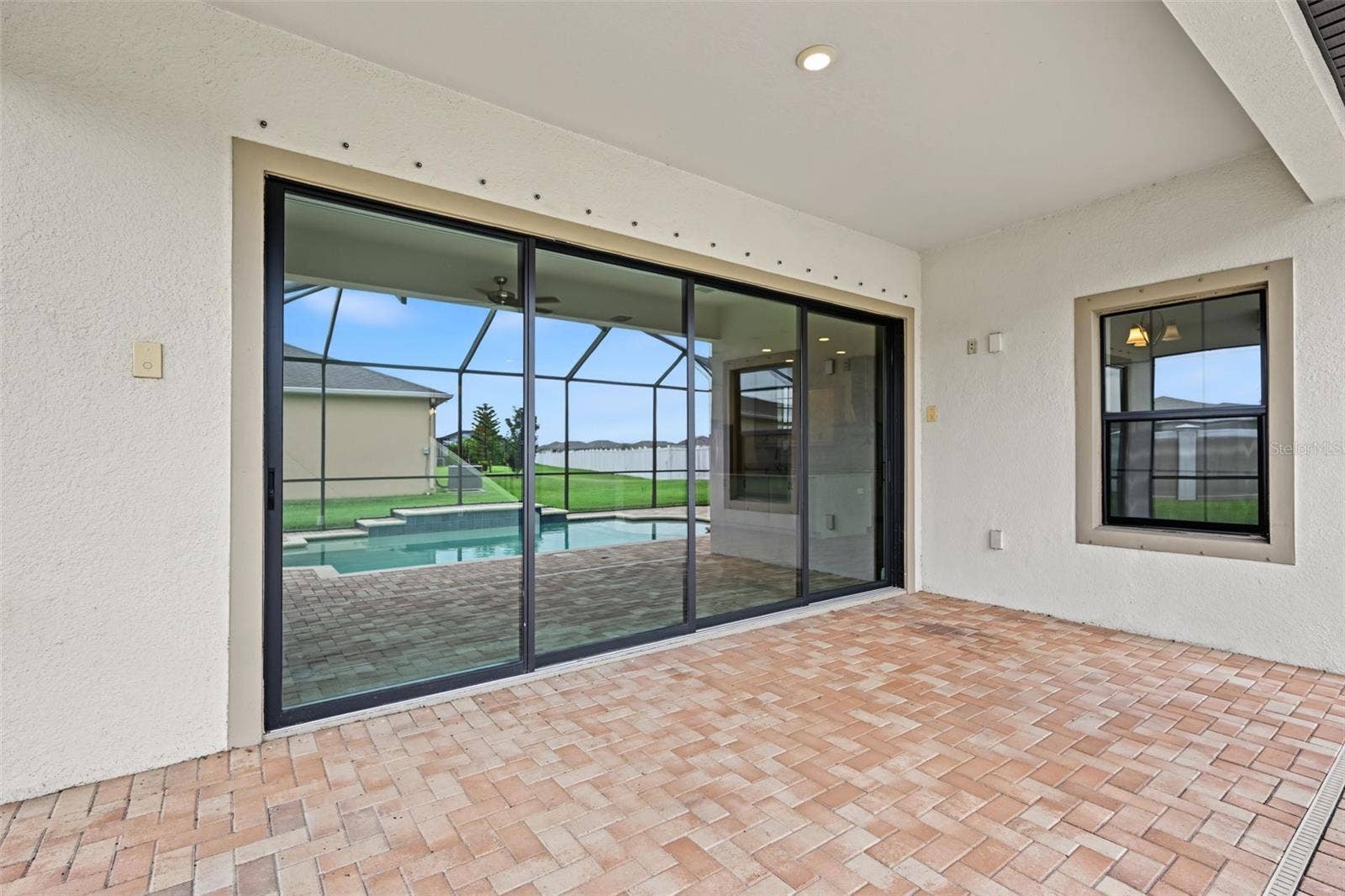 11978 CLIMBING FERN AVENUE, Riverview, FL 33579 11978 CLIMBING FERN AVENUE, Riverview, FL 33579