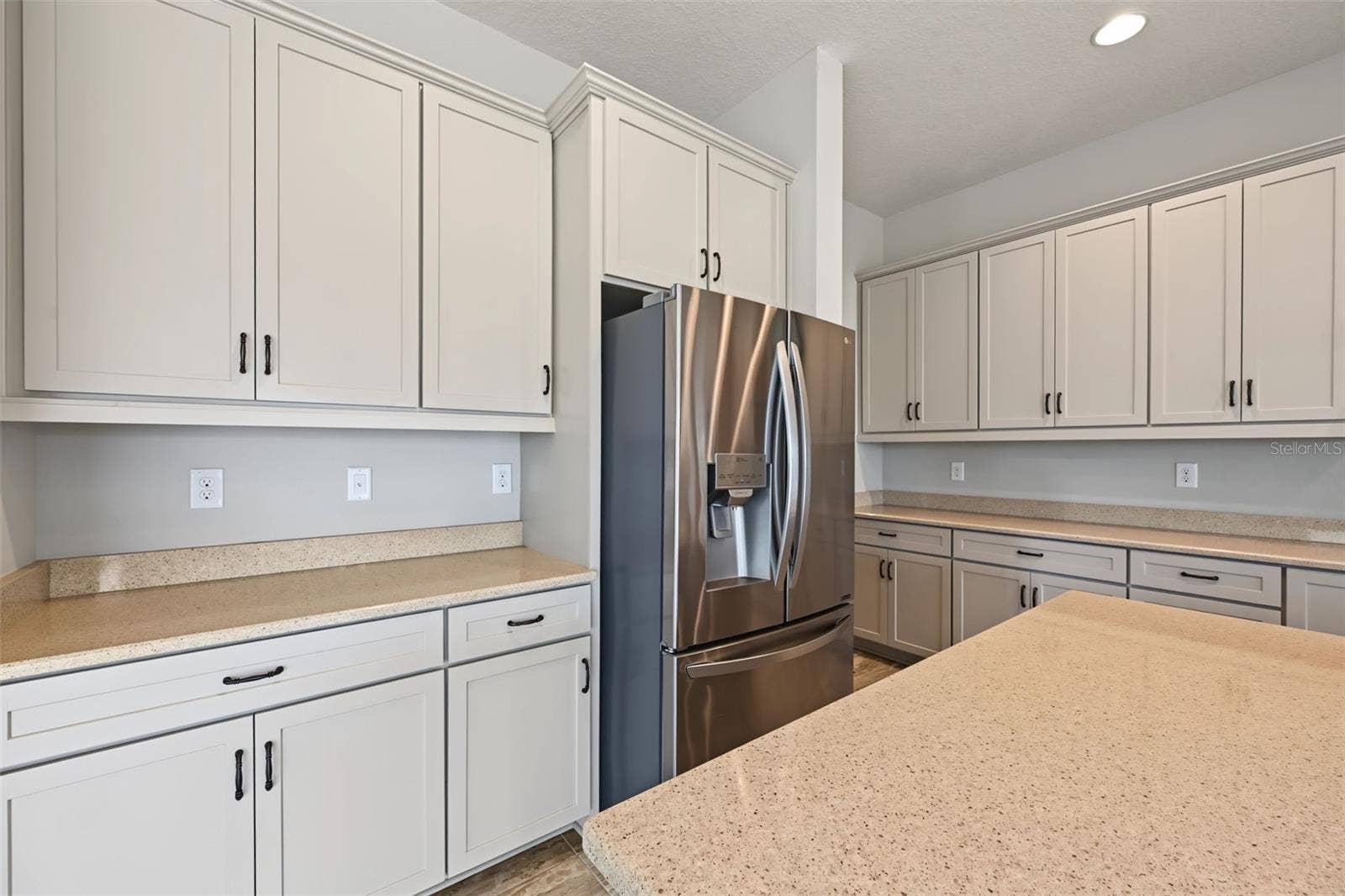 11978 CLIMBING FERN AVENUE, Riverview, FL 33579 11978 CLIMBING FERN AVENUE, Riverview, FL 33579