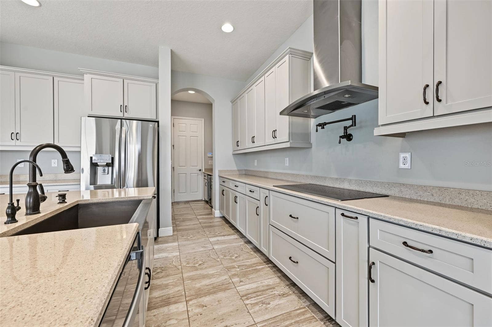 11978 CLIMBING FERN AVENUE, Riverview, FL 33579 11978 CLIMBING FERN AVENUE, Riverview, FL 33579