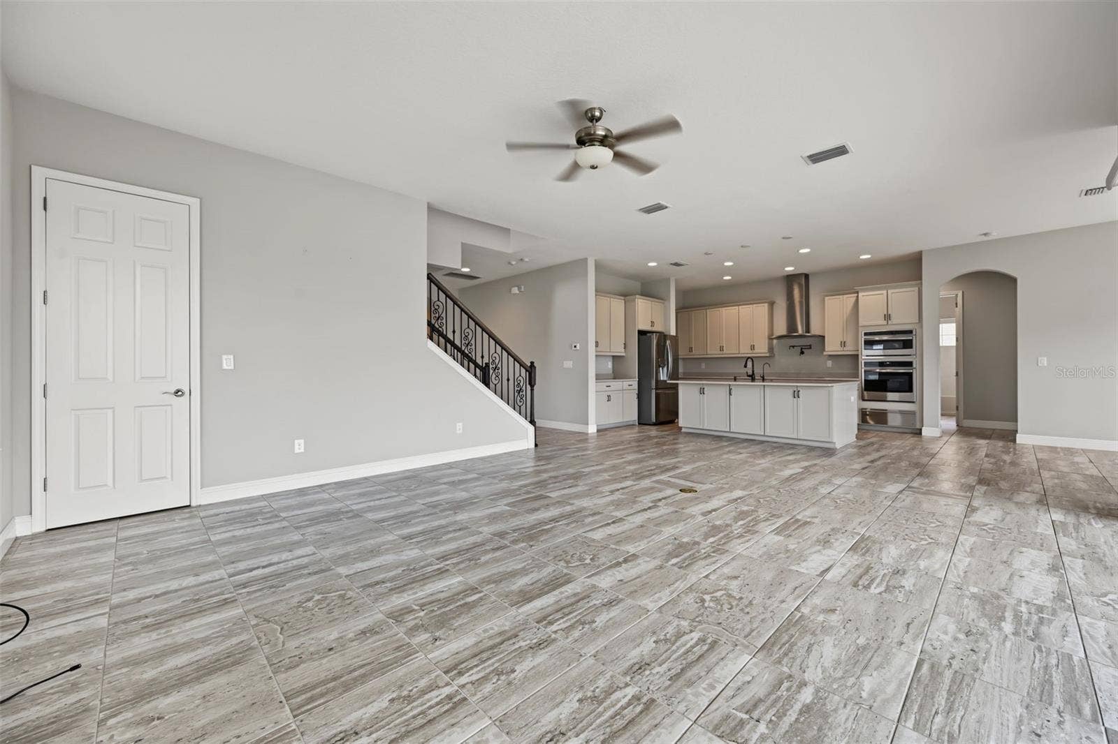 11978 CLIMBING FERN AVENUE, Riverview, FL 33579 11978 CLIMBING FERN AVENUE, Riverview, FL 33579