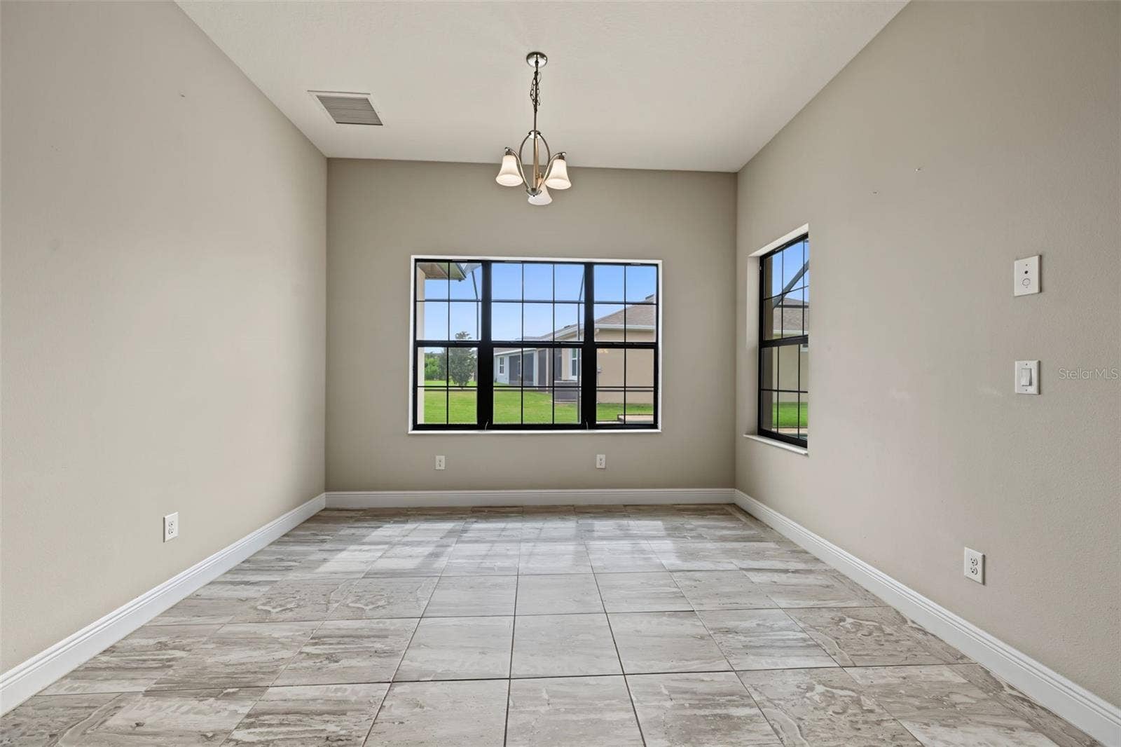 11978 CLIMBING FERN AVENUE, Riverview, FL 33579 11978 CLIMBING FERN AVENUE, Riverview, FL 33579