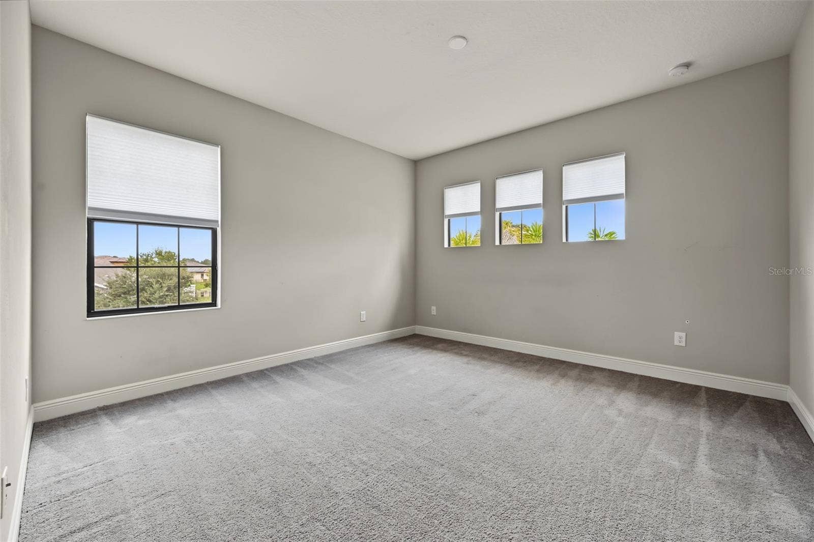 11978 CLIMBING FERN AVENUE, Riverview, FL 33579 11978 CLIMBING FERN AVENUE, Riverview, FL 33579