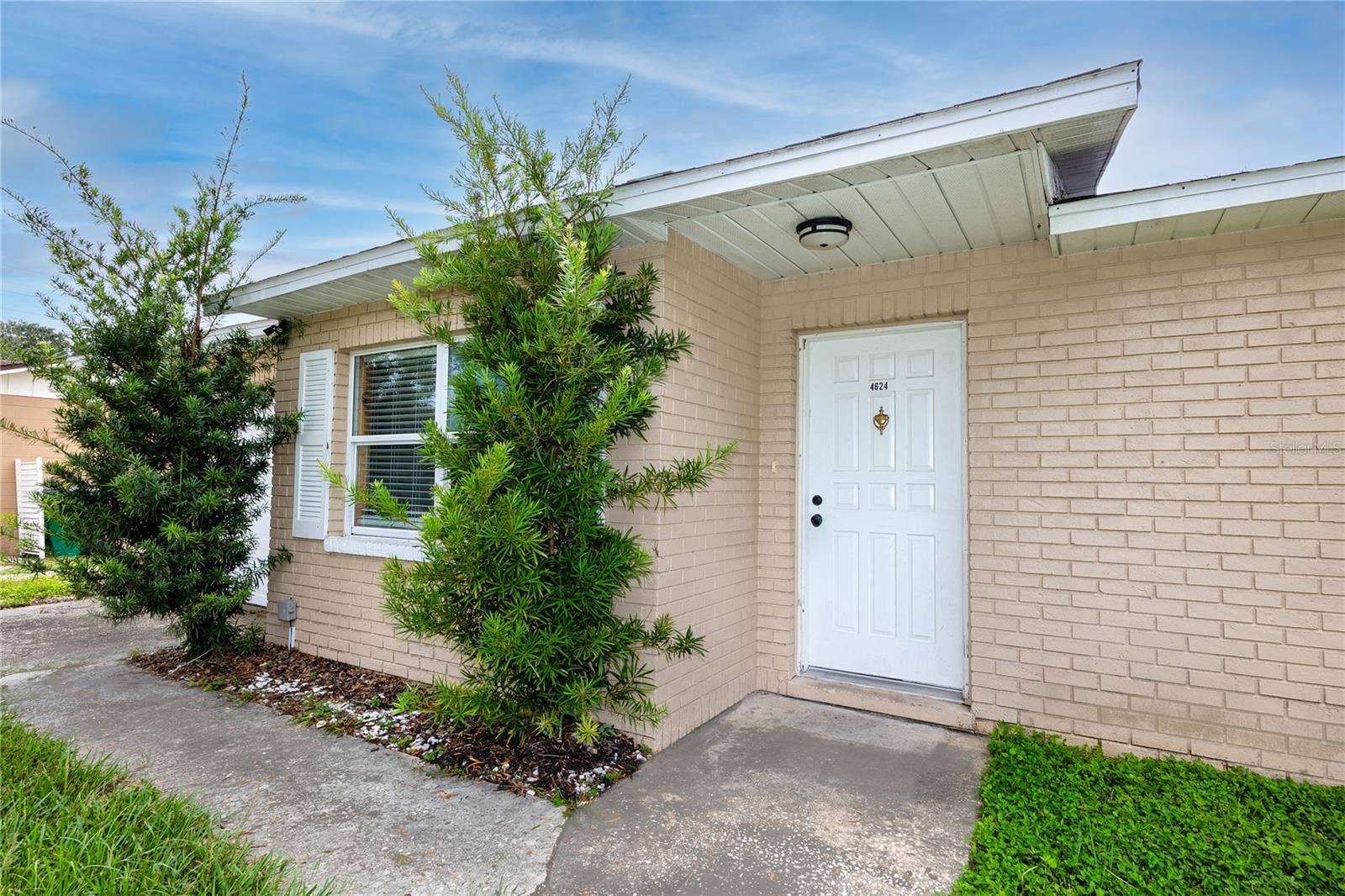 4624 WISTERIA DRIVE, Zephyrhills, FL 33542