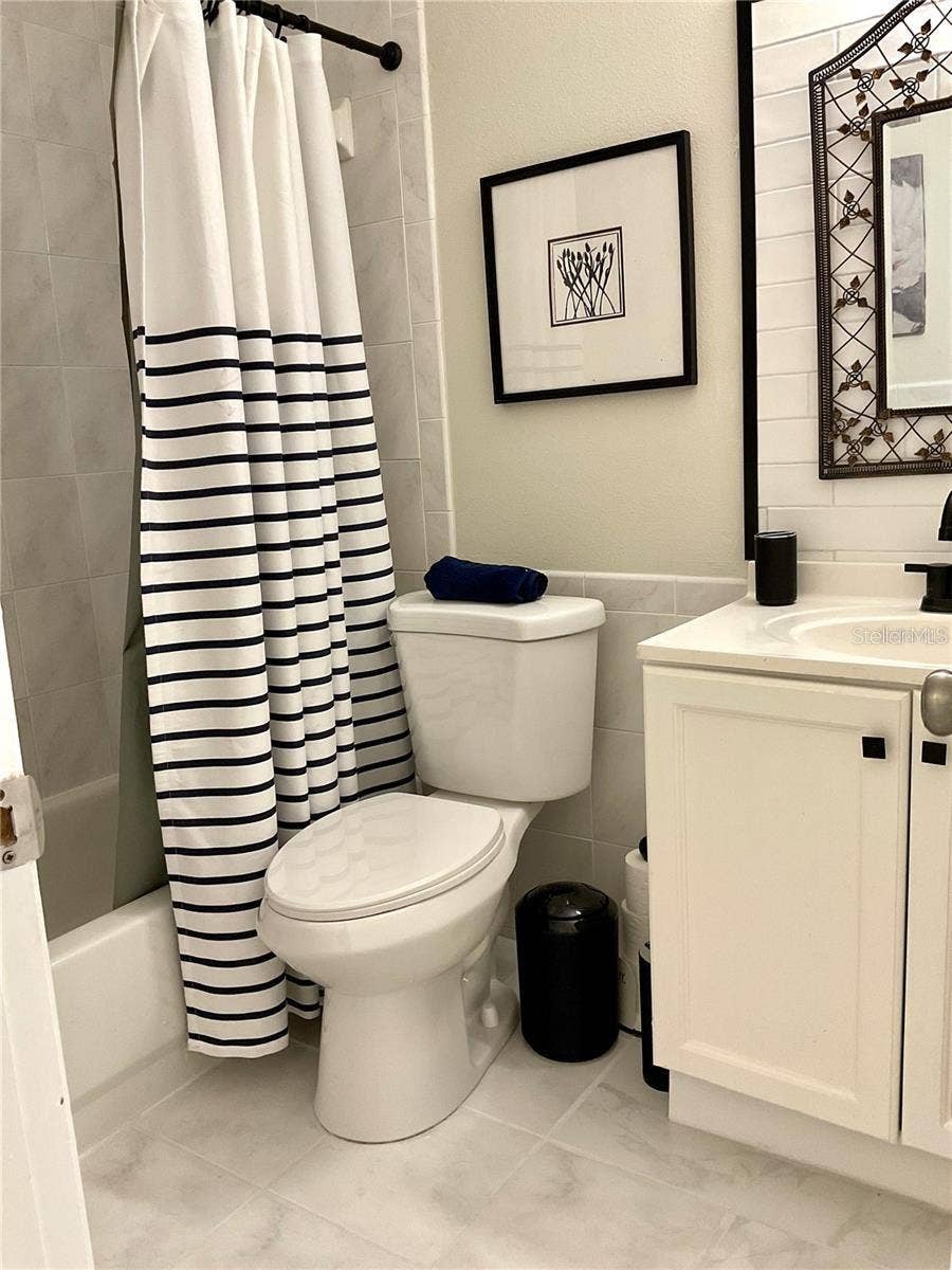 Bathroom entry from hallway
