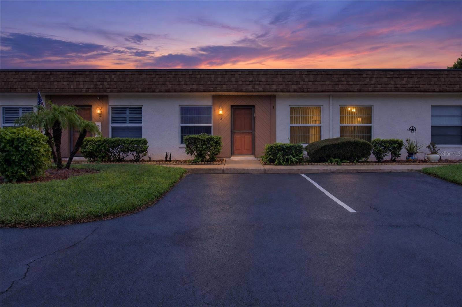 6176 CHESHAM DRIVE, #8, New Port Richey, FL 34653 6176 CHESHAM DRIVE, #8, New Port Richey, FL 34653