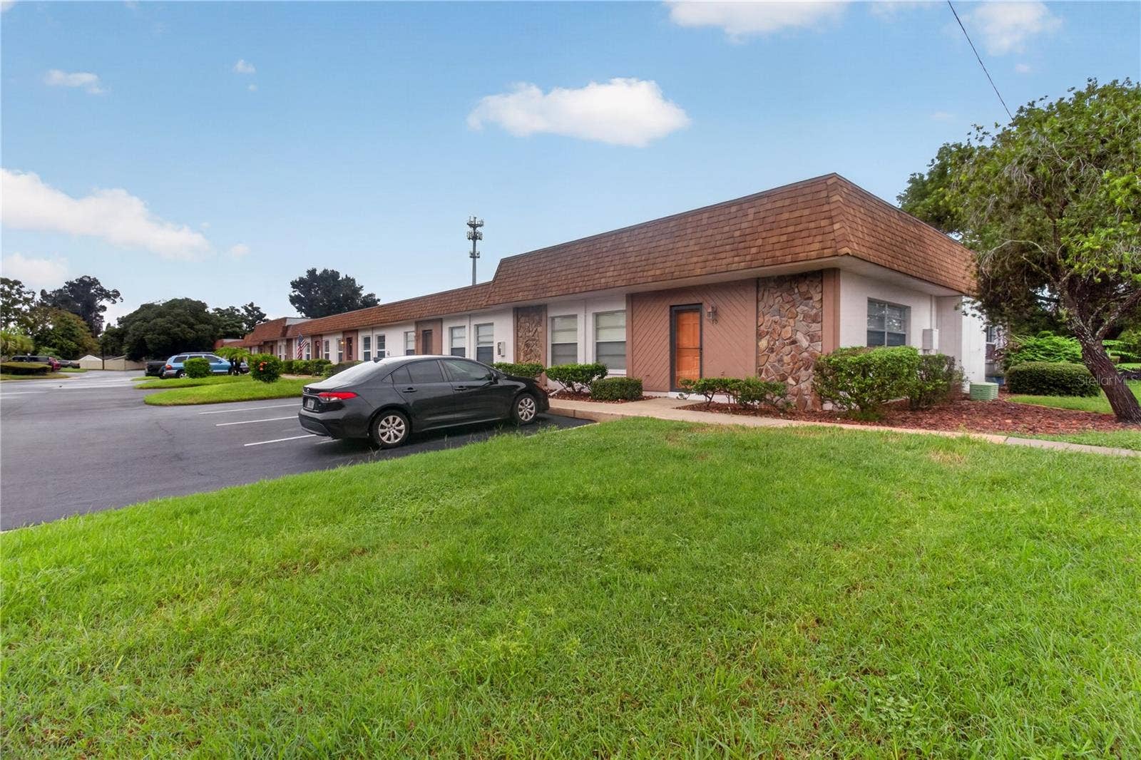 6176 CHESHAM DRIVE, #8, New Port Richey, FL 34653 6176 CHESHAM DRIVE, #8, New Port Richey, FL 34653