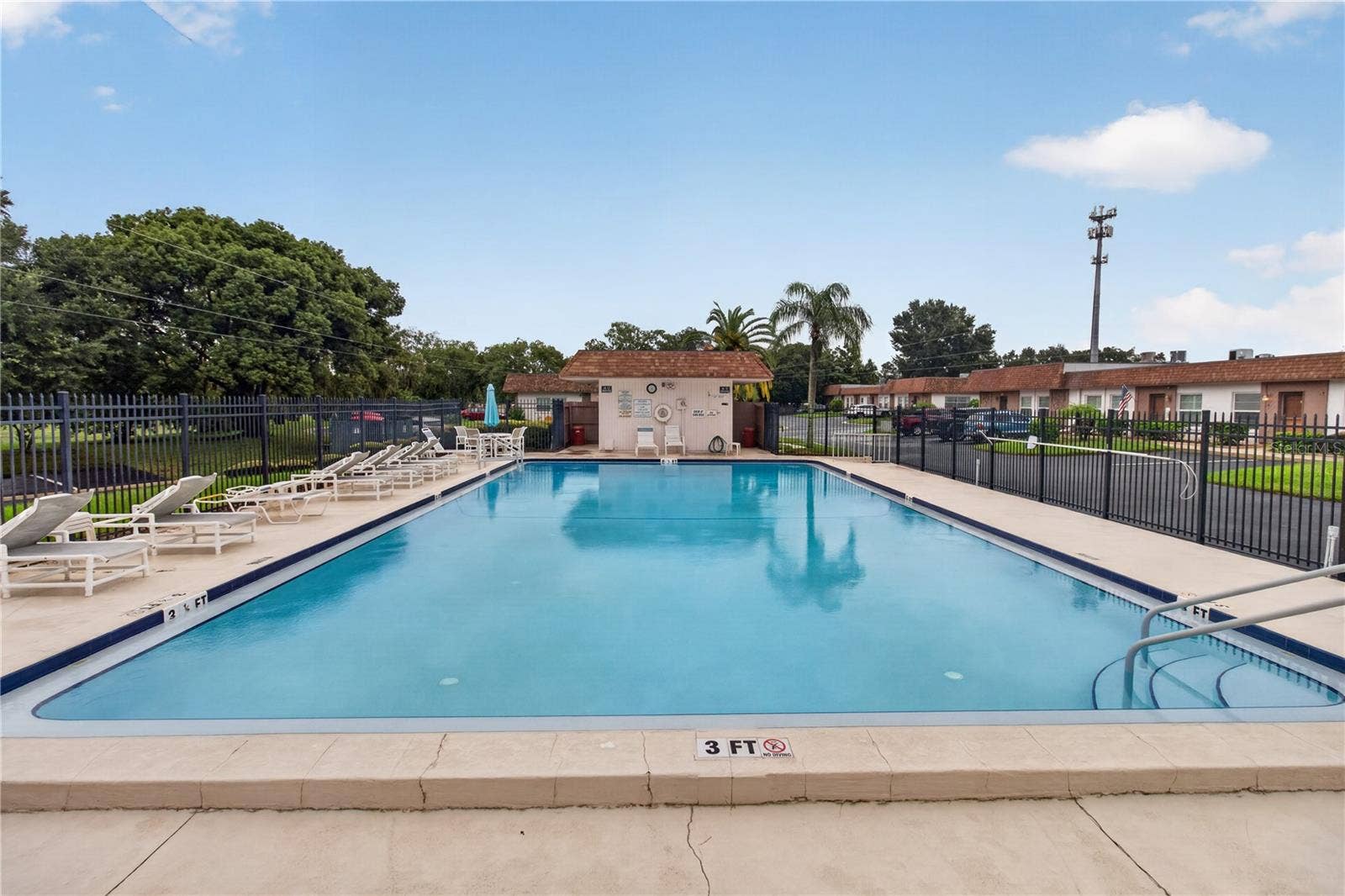6176 CHESHAM DRIVE, #8, New Port Richey, FL 34653 6176 CHESHAM DRIVE, #8, New Port Richey, FL 34653