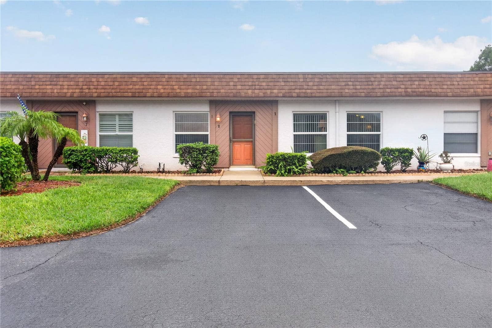 6176 CHESHAM DRIVE, #8, New Port Richey, FL 34653 6176 CHESHAM DRIVE, #8, New Port Richey, FL 34653
